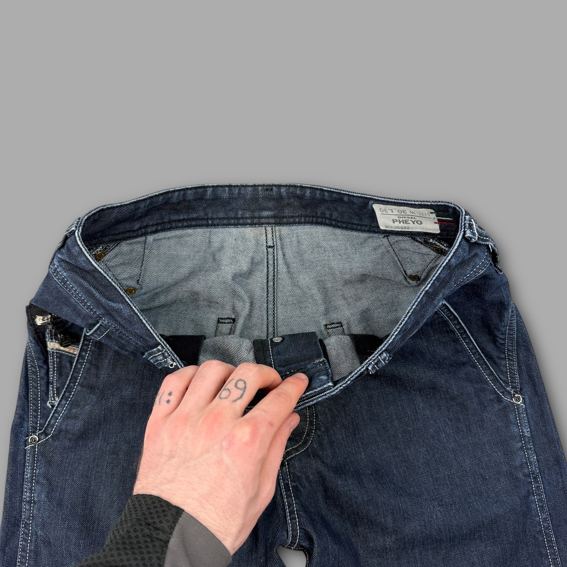 Diesel 2000's contrast stitch bootcut pheyo jeans (S)