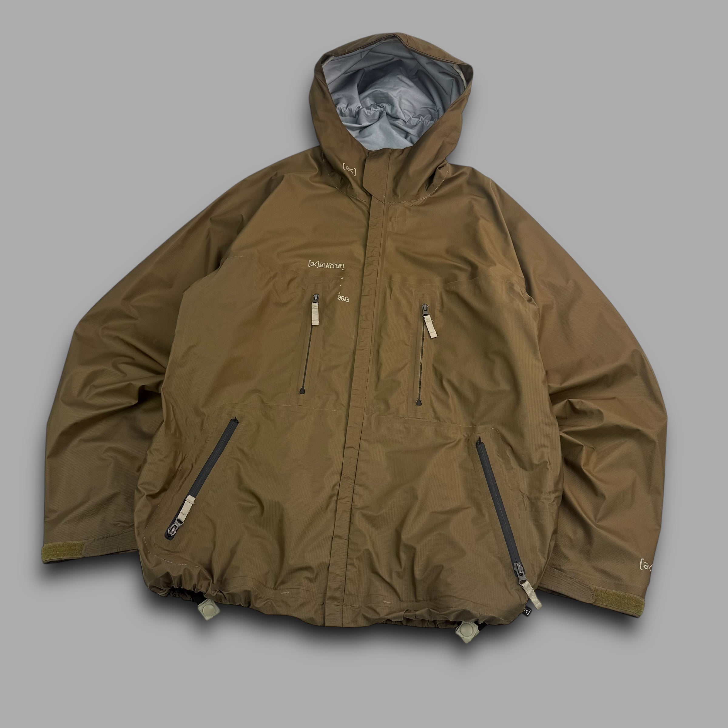 Burton AK 2000's technical taped seams nylon ski jacket (M-L)