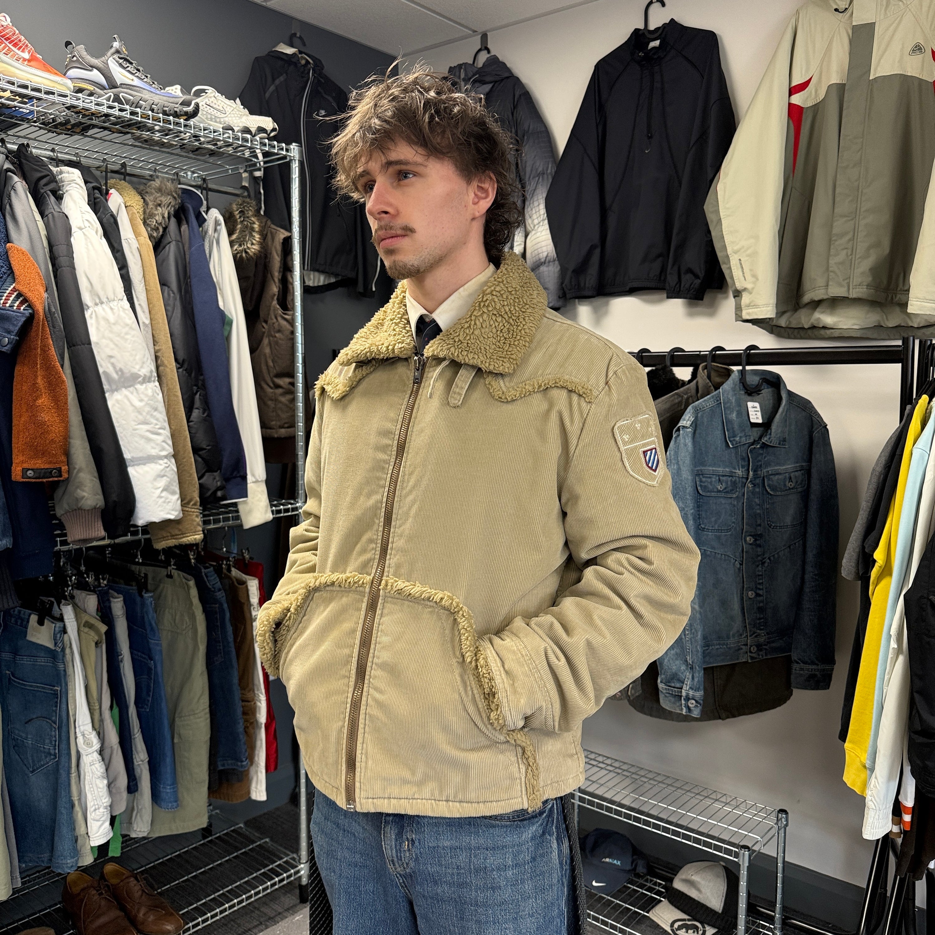 Diesel 2000's sherpa lined zip-up corduroy jacket (XL)