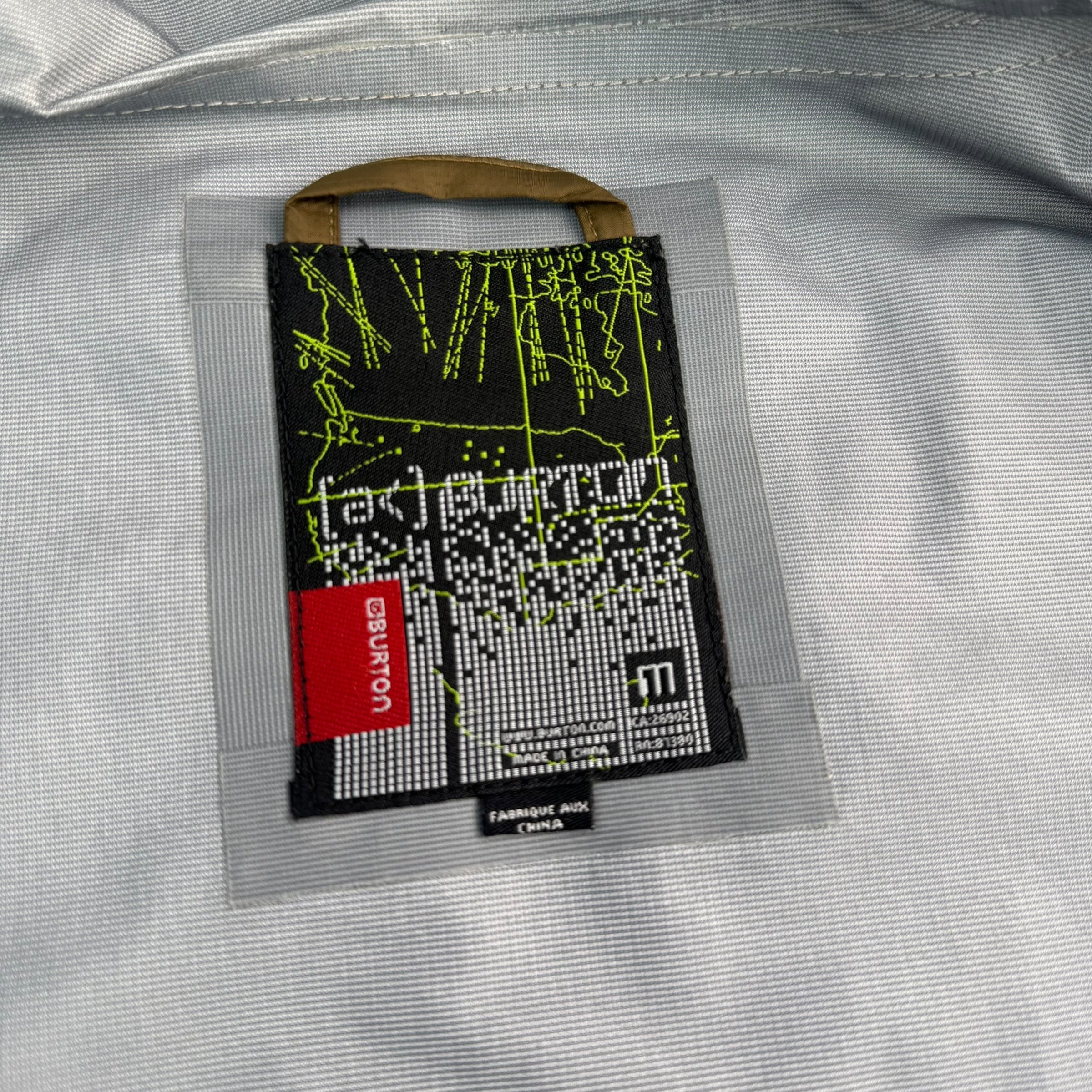 Burton AK 2000's technical taped seams nylon ski jacket (M-L)