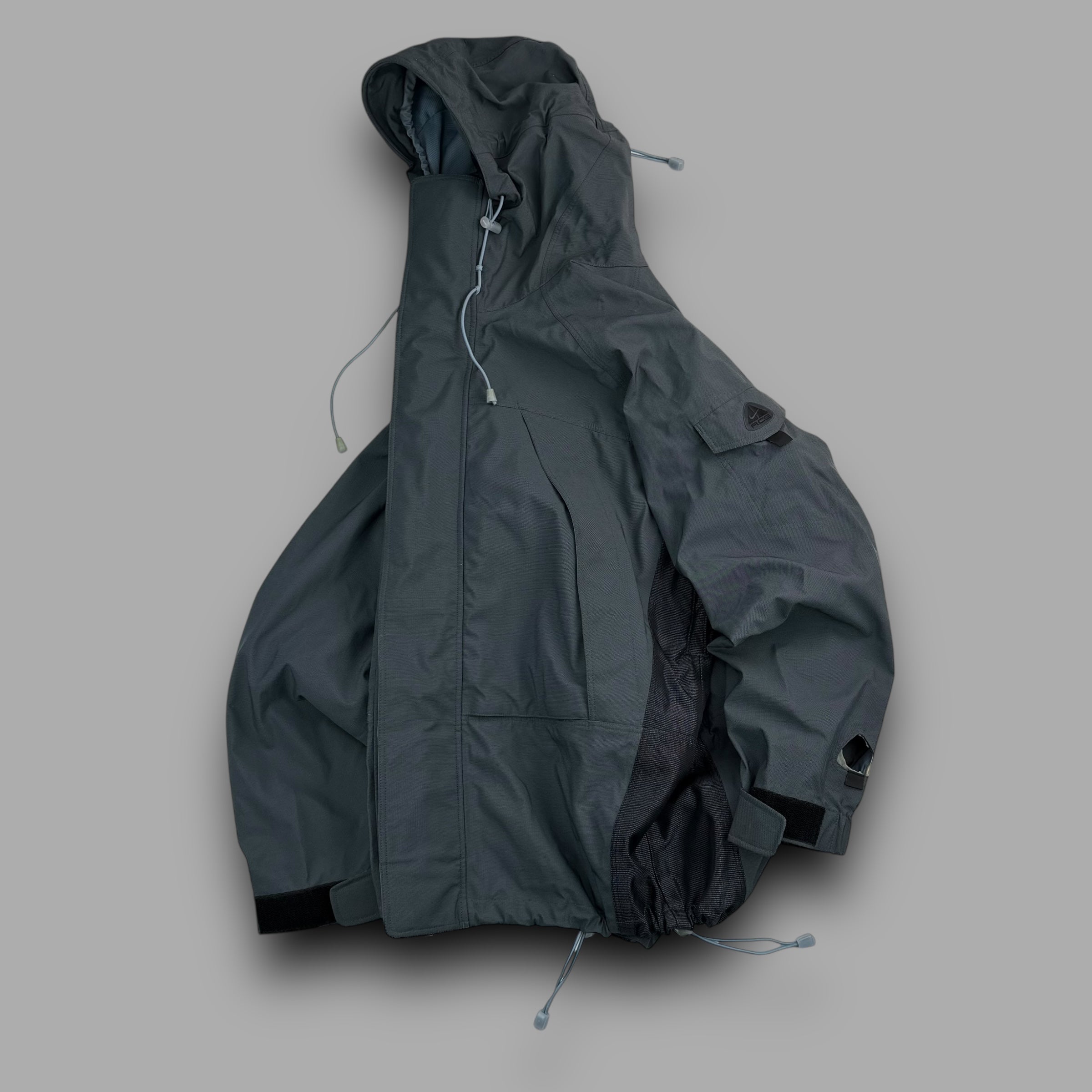 ジャケット・アウター 00s nike acg tech shell jacket archive Nike ACG RARE 2000s technical storm-fit waterproof shell jacket (M