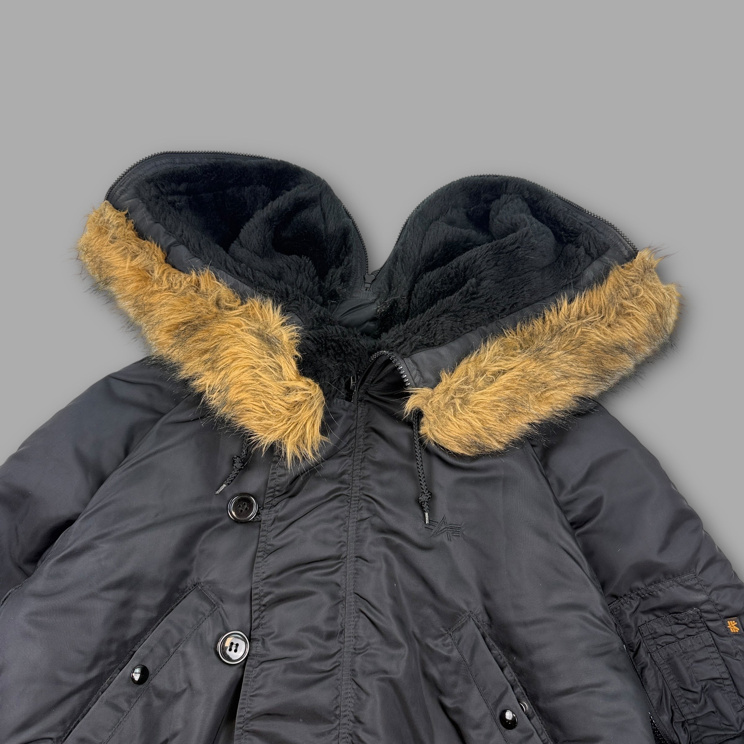 Alpha industries 2000's technical nylon split fur hood cropped bomber jacket (M)