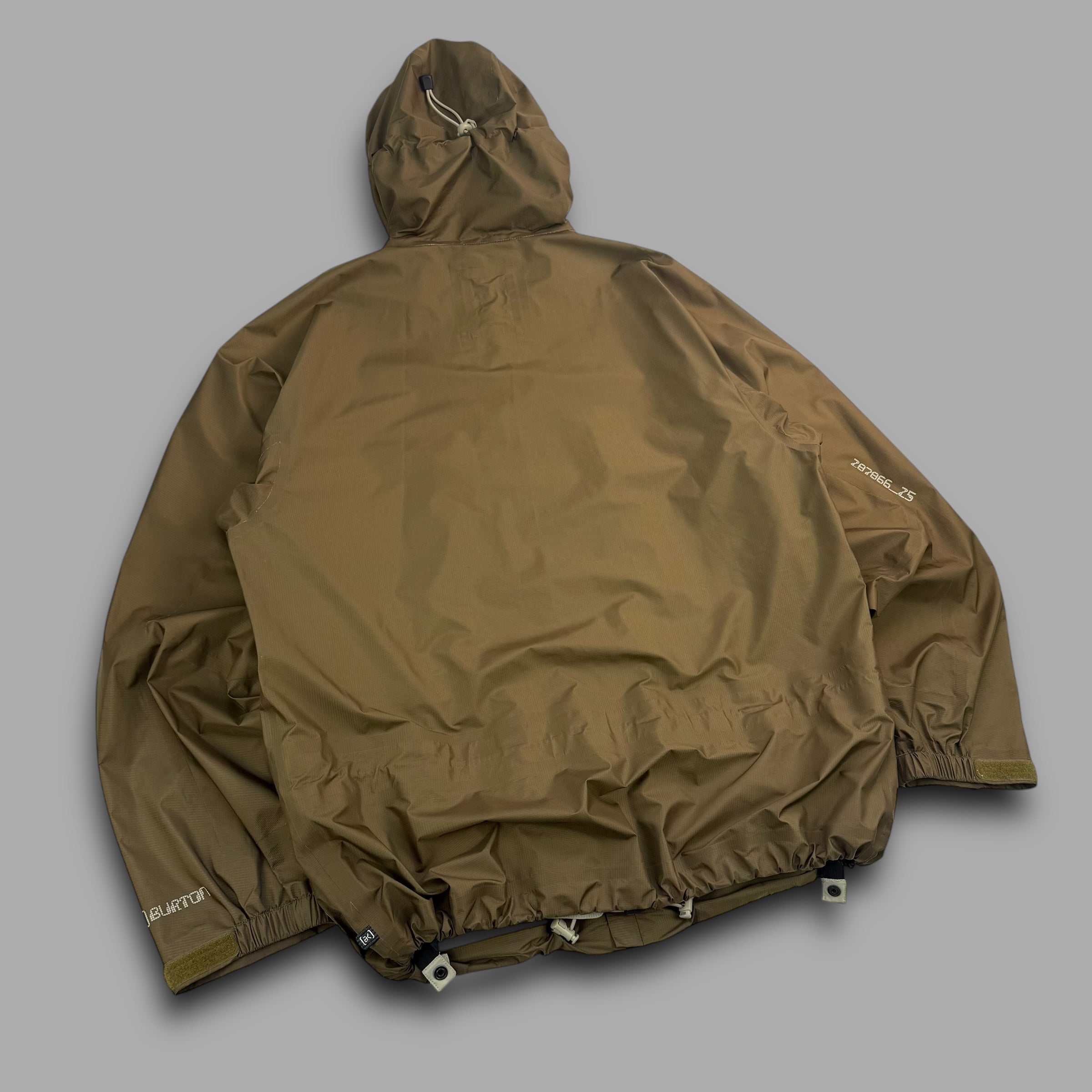 Burton AK 2000's technical taped seams nylon ski jacket (M-L)