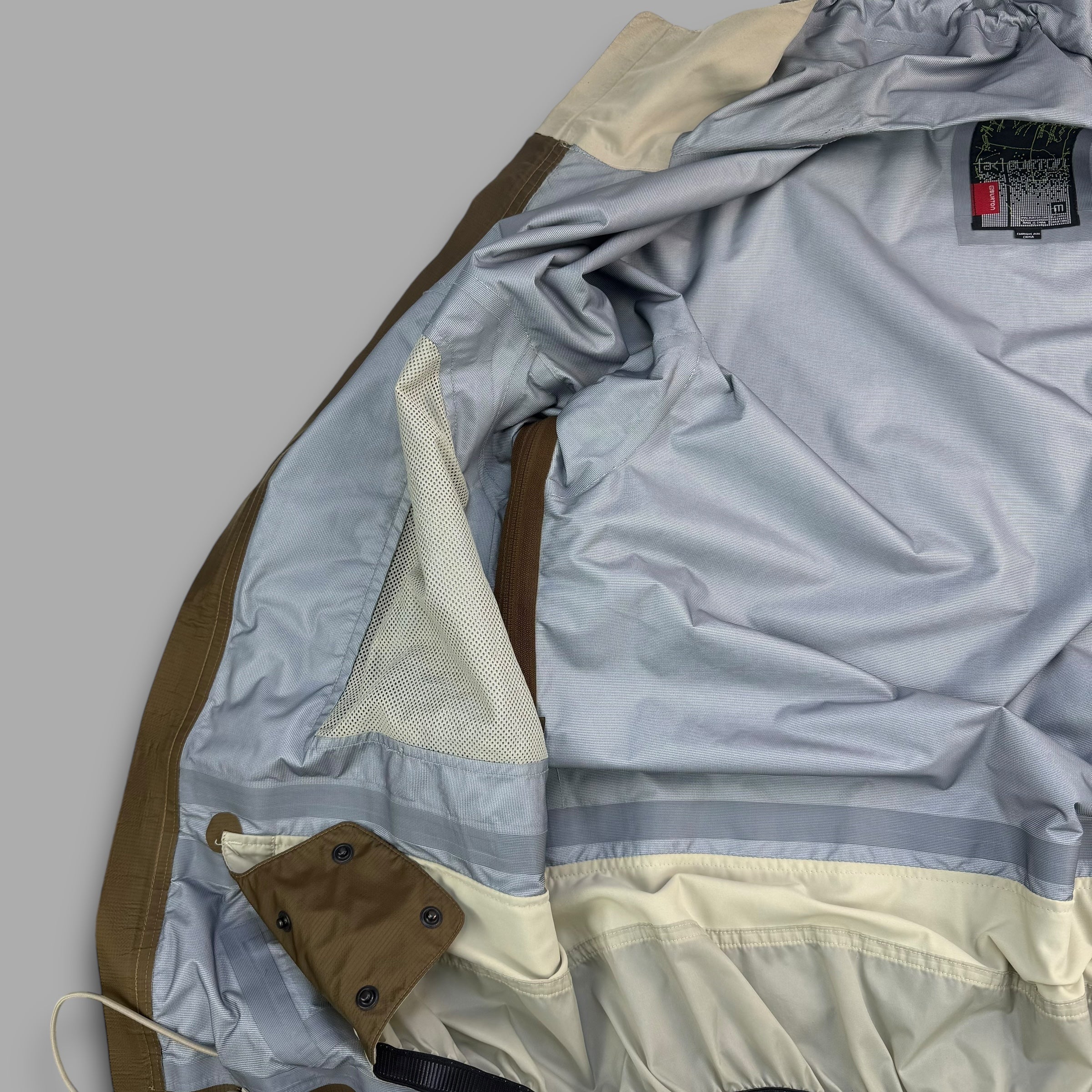Burton AK 2000's technical taped seams nylon ski jacket (M-L)