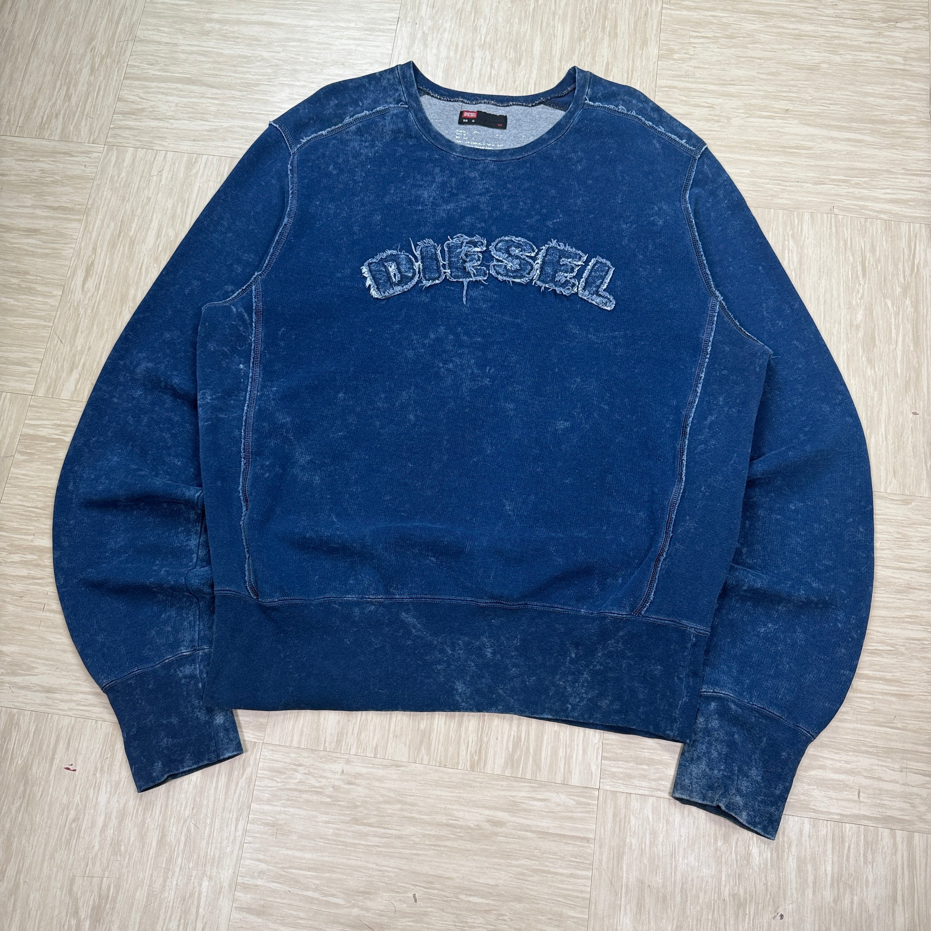 Diesel 2000's acid washed embroidered spellout sweatshirt (XL)