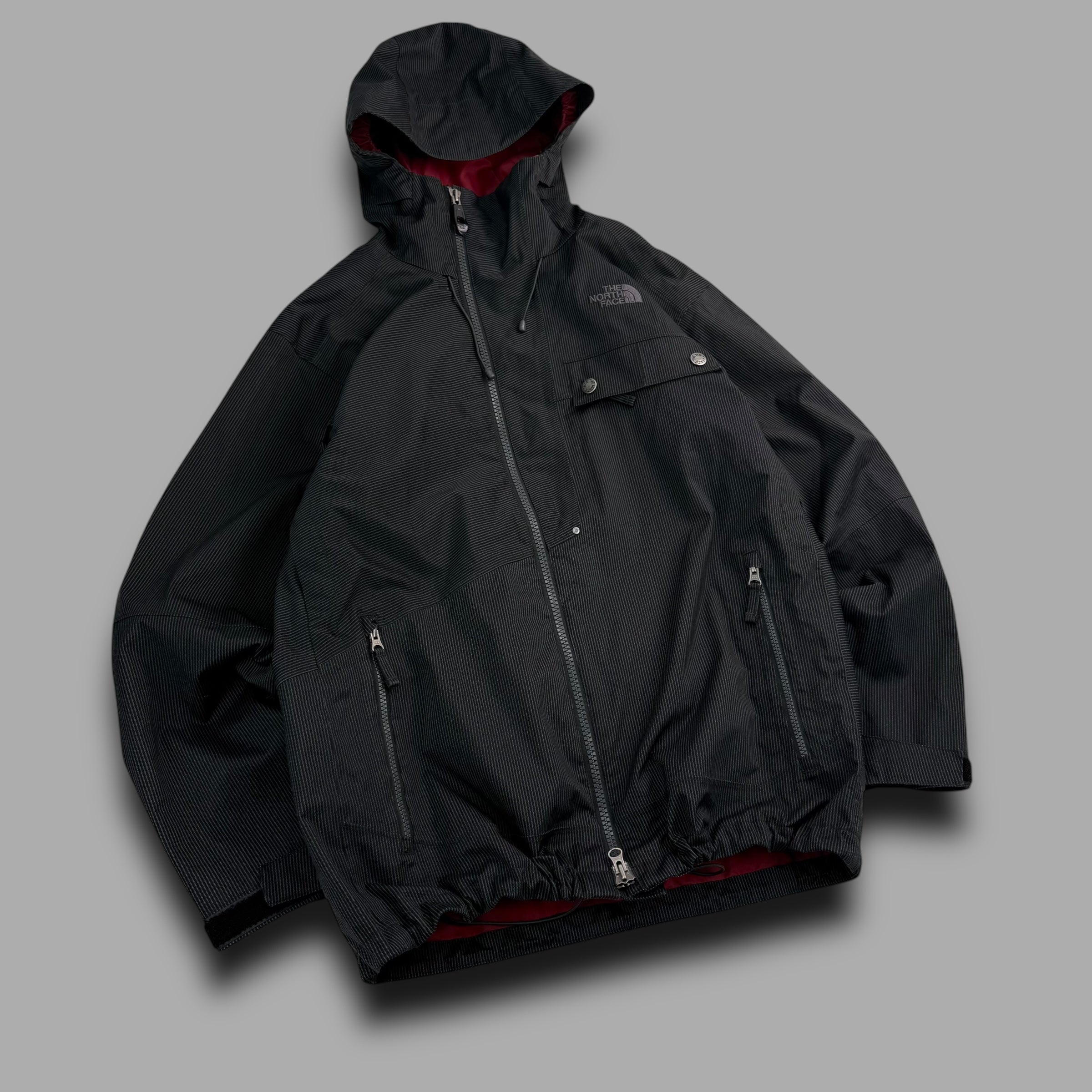 The north face 2010 technical asymmetrical zip pinstripe ski jacket (S)