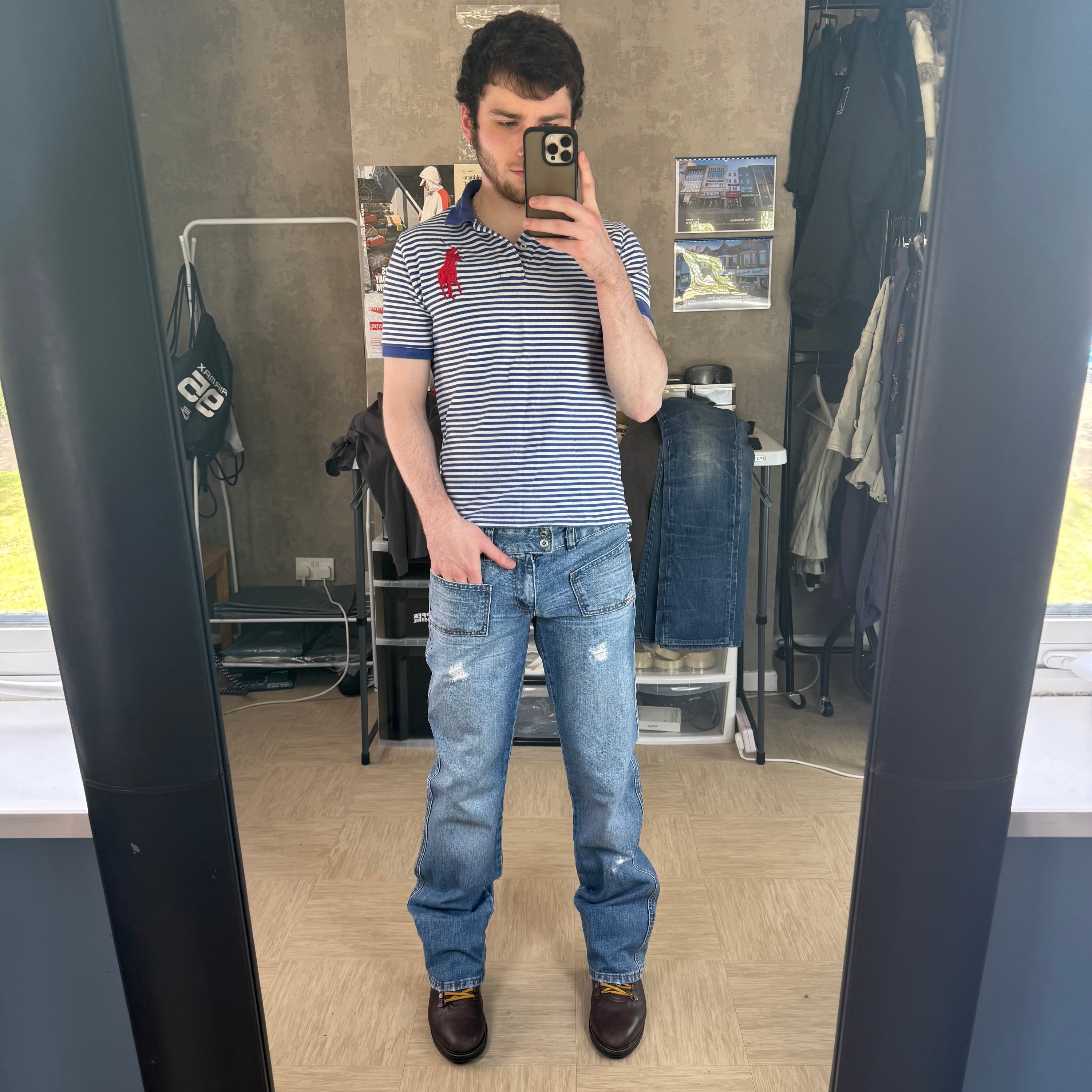 Diesel 2000's relaxed distressed denim bootcut jeans (S)