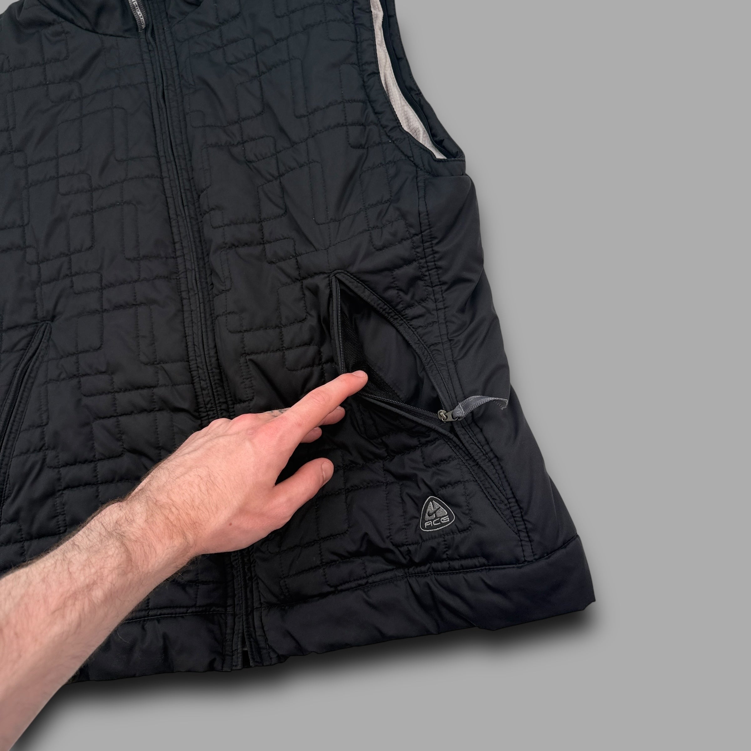 Nike ACG 2000's technical puffer gilet (S)