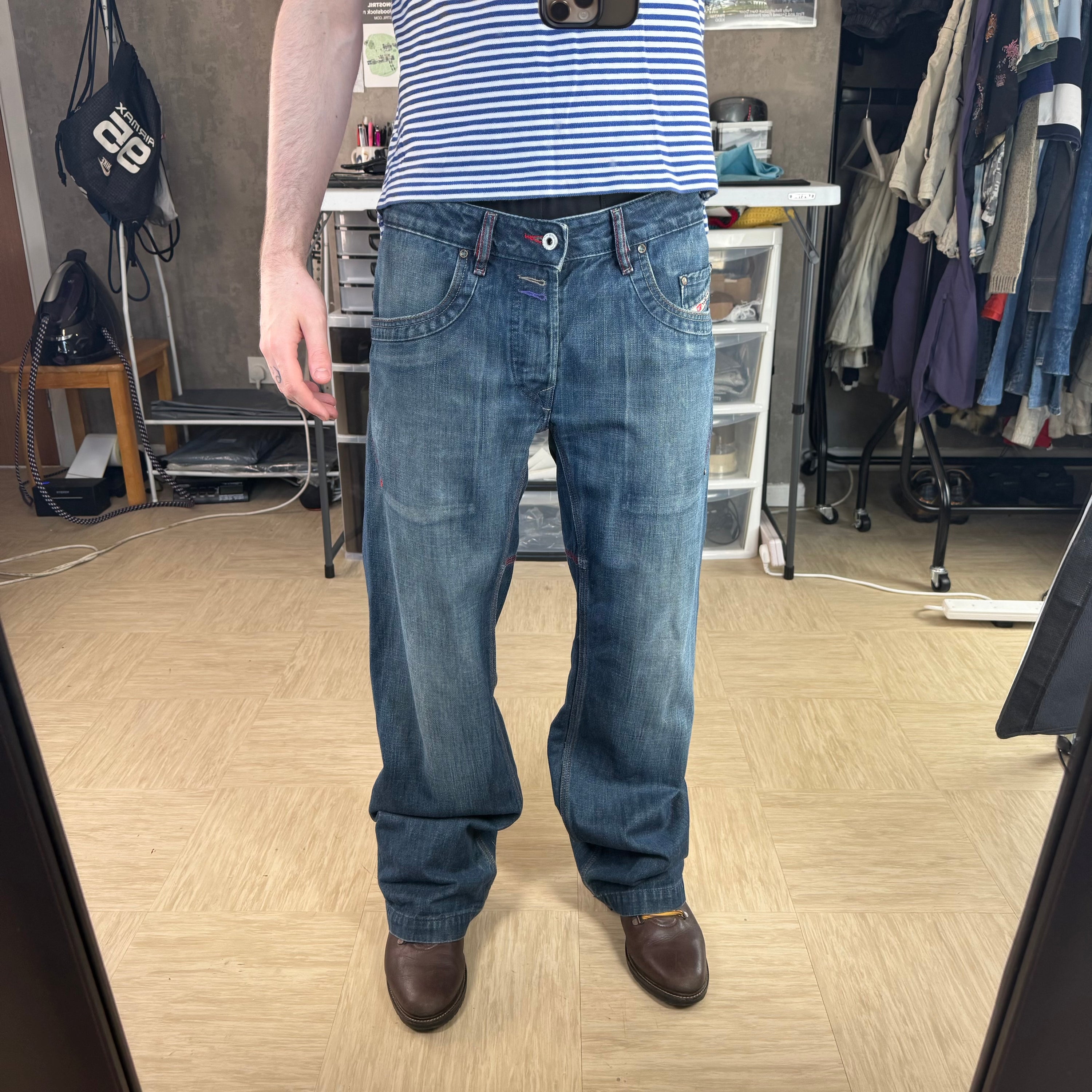 Diesel 2004 relaxed bootcut embroidered denim jeans (S)