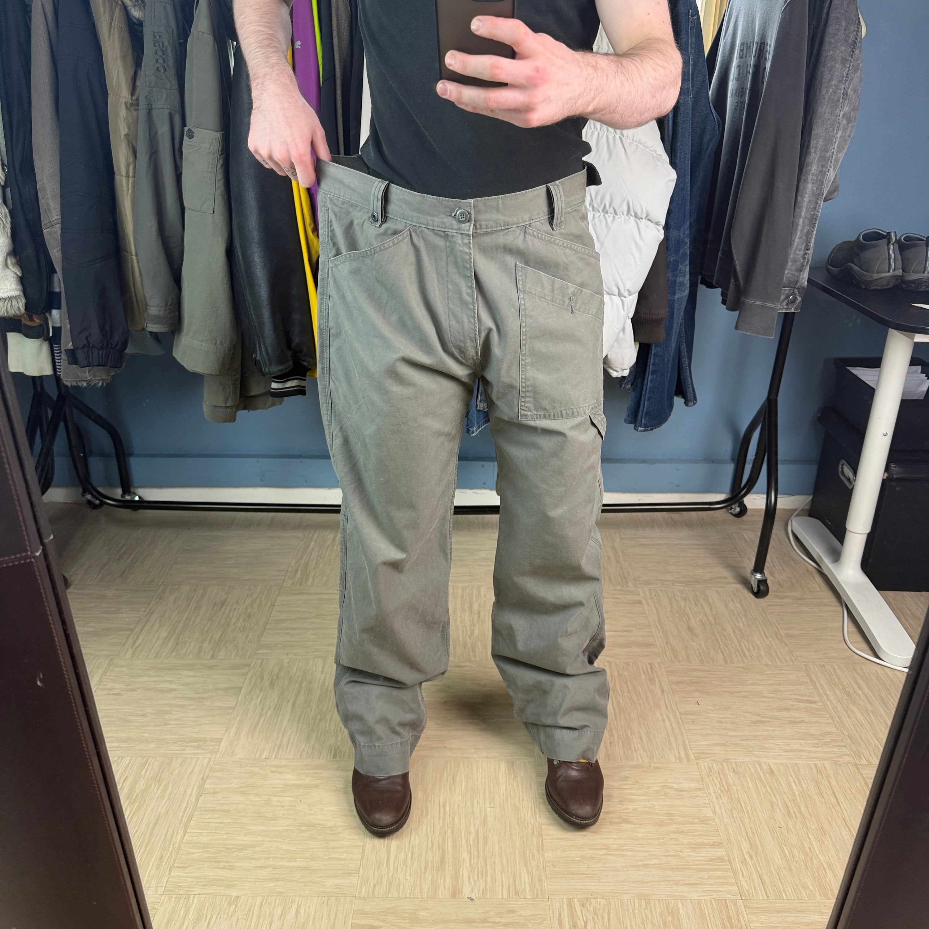 Diesel 2000's relaxed fit bootcut carpenter jeans (M)