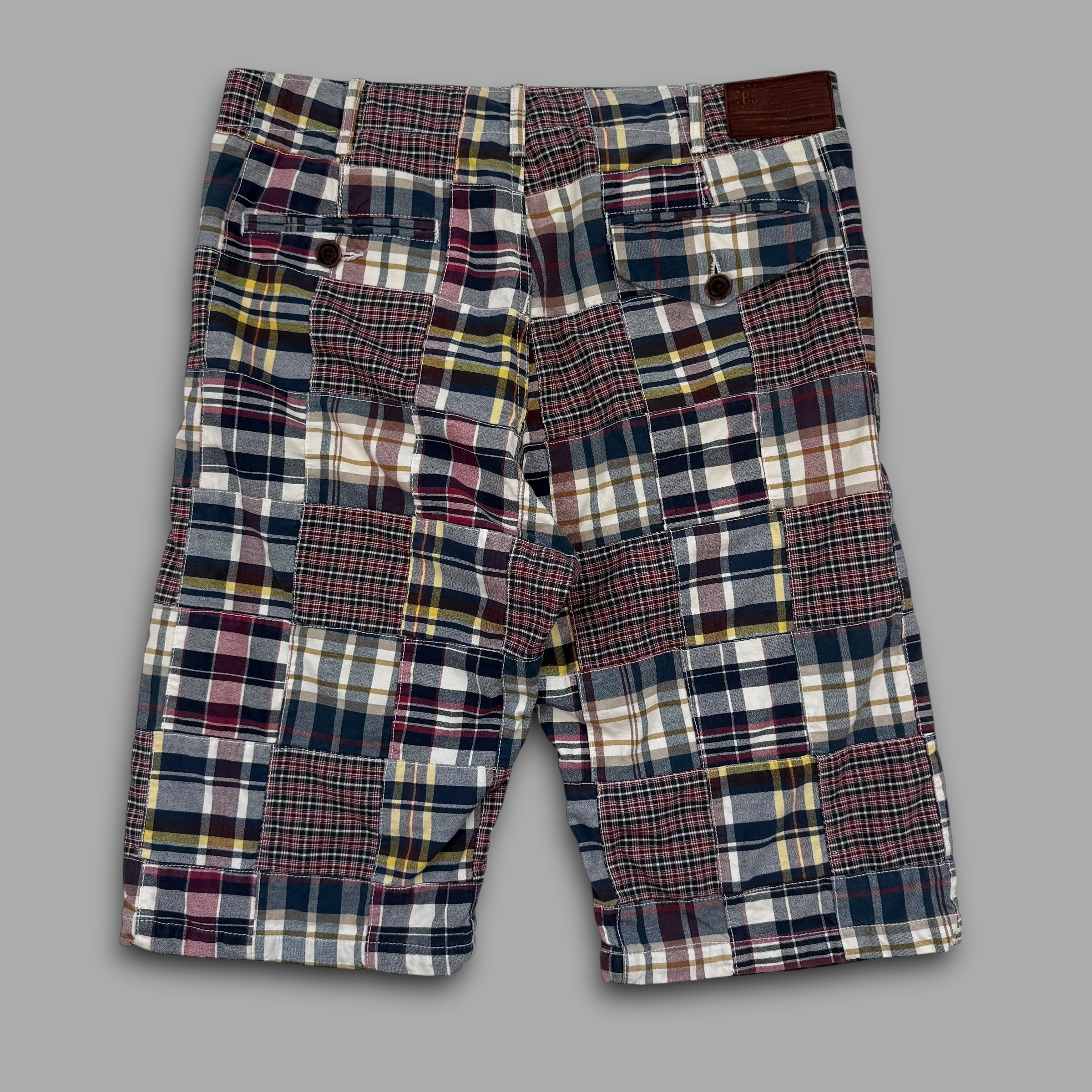 Tommy Hilfiger 2000's plaid patchwork shorts (S-M)