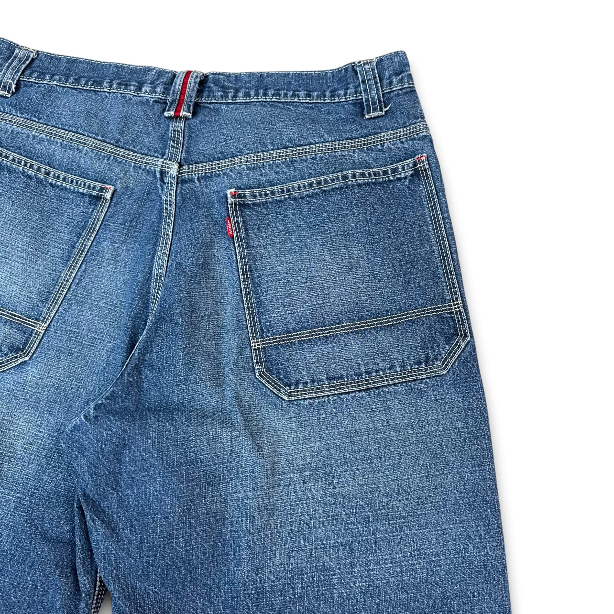 Levi's 2000's baggy denim contrast stitch worker shorts (M)