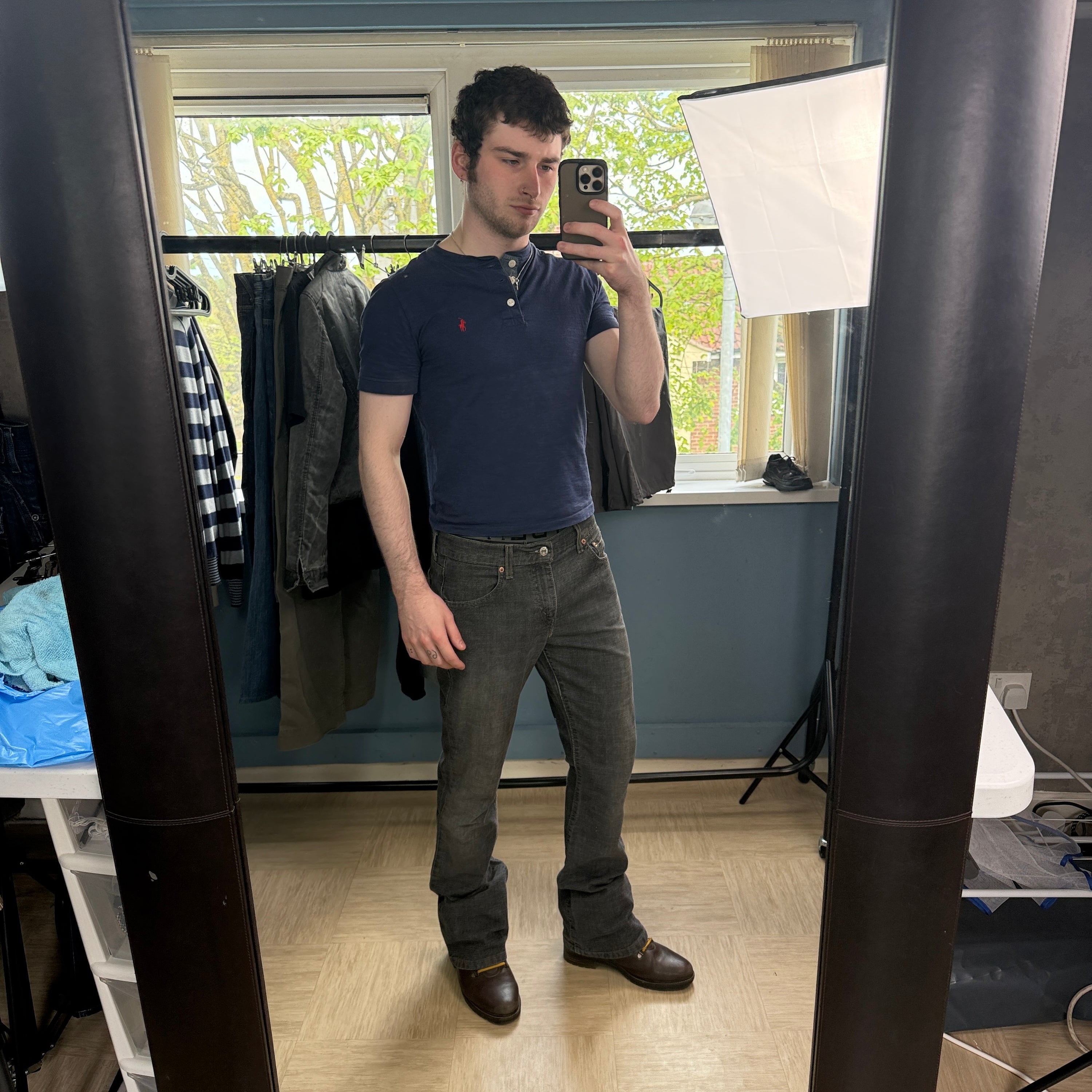 Levi's 515 2000's nouveau boot-cut denim jeans (M)