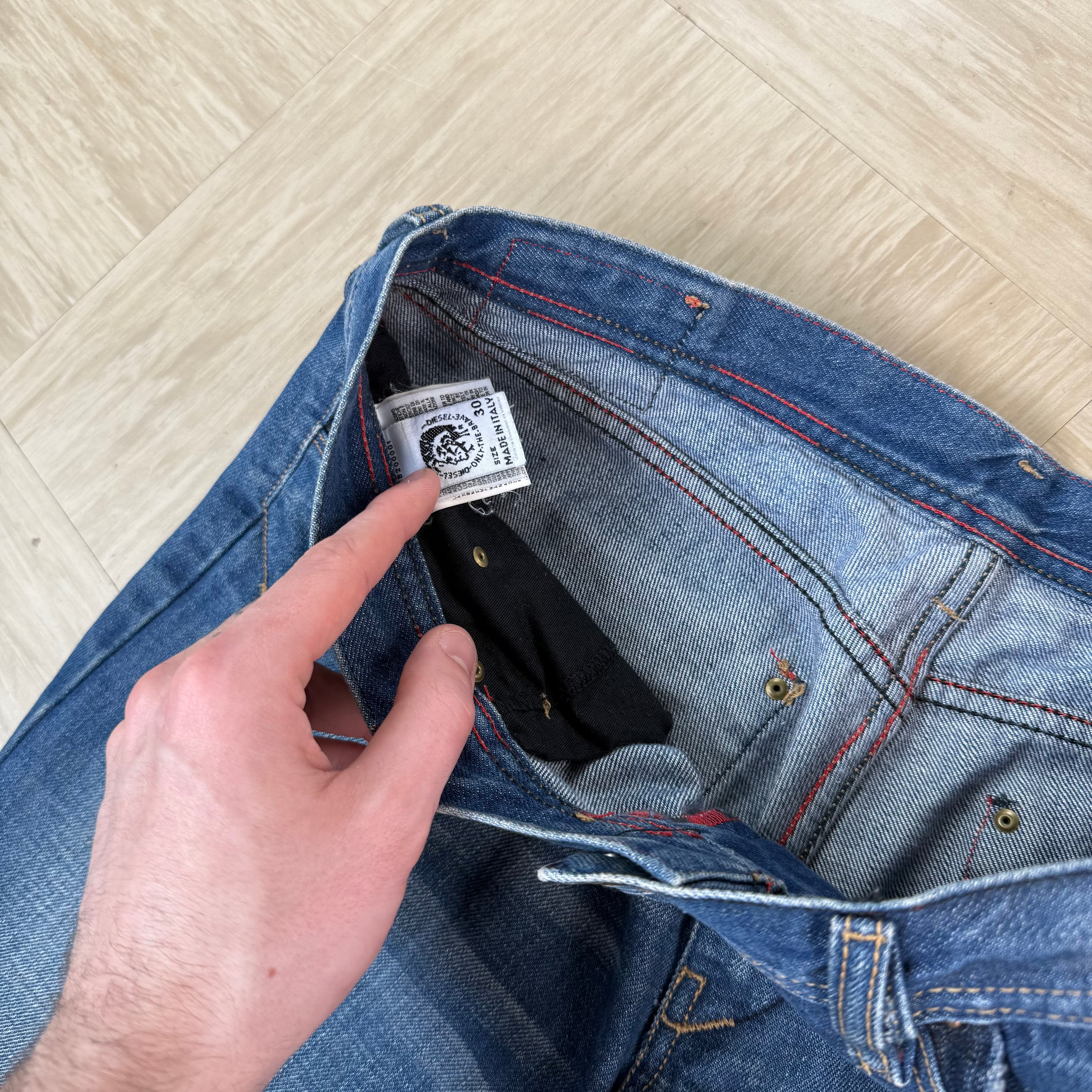 Diesel 2000's relaxed denim bootcut jeans (S)
