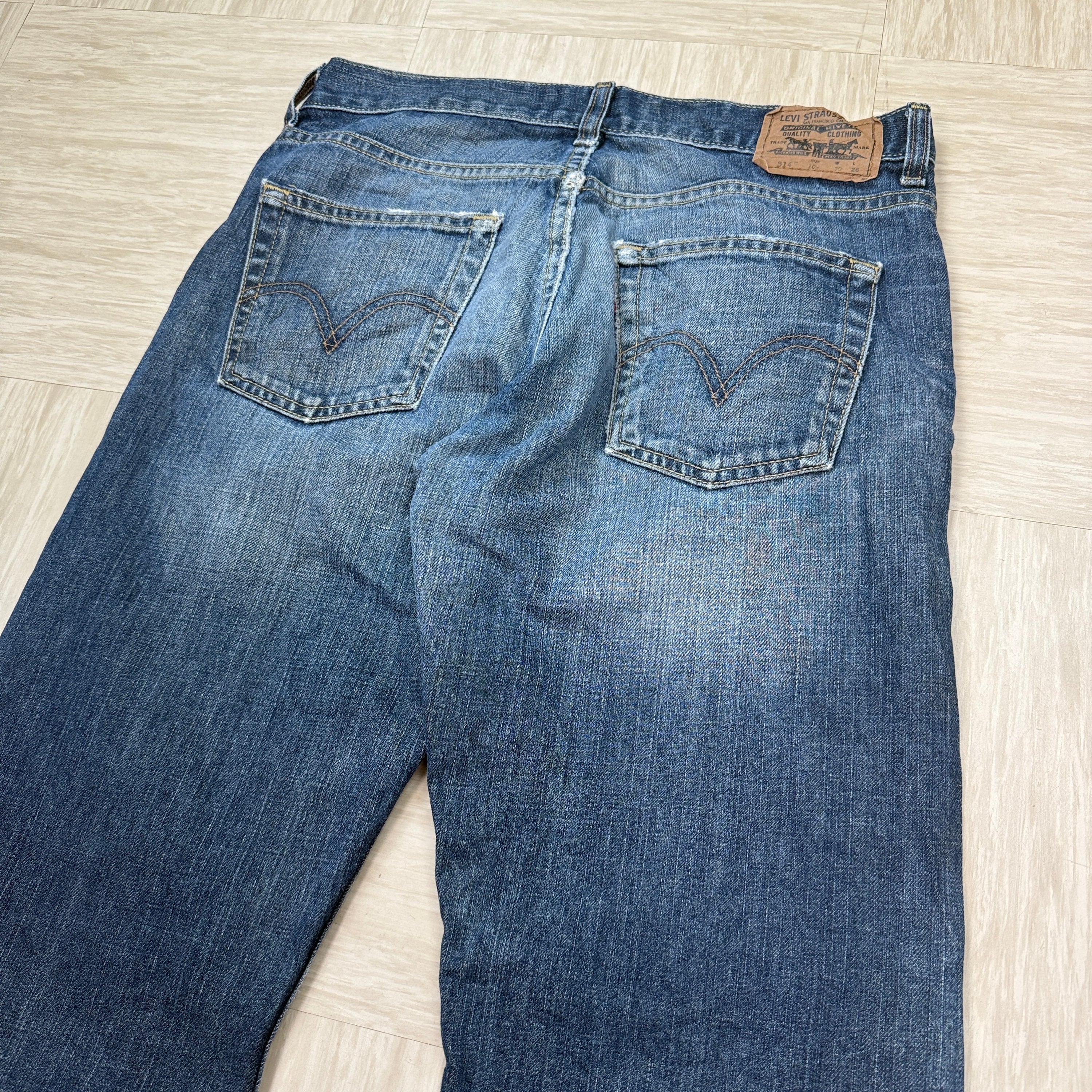 Levi's 514 2000's slim straight fit denim jeans (S)