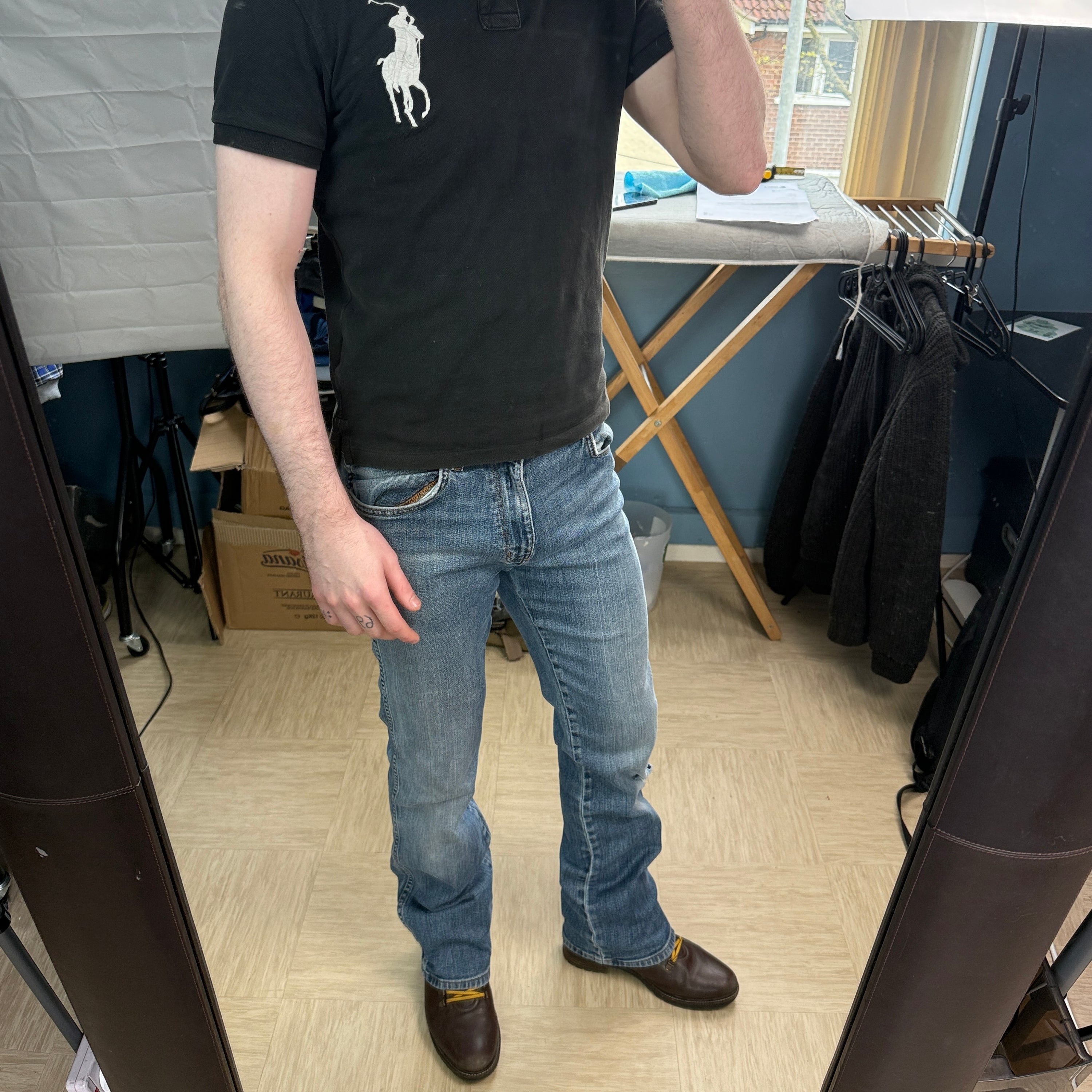 Wrangler 2000's straight fit bootcut denim jeans (S)