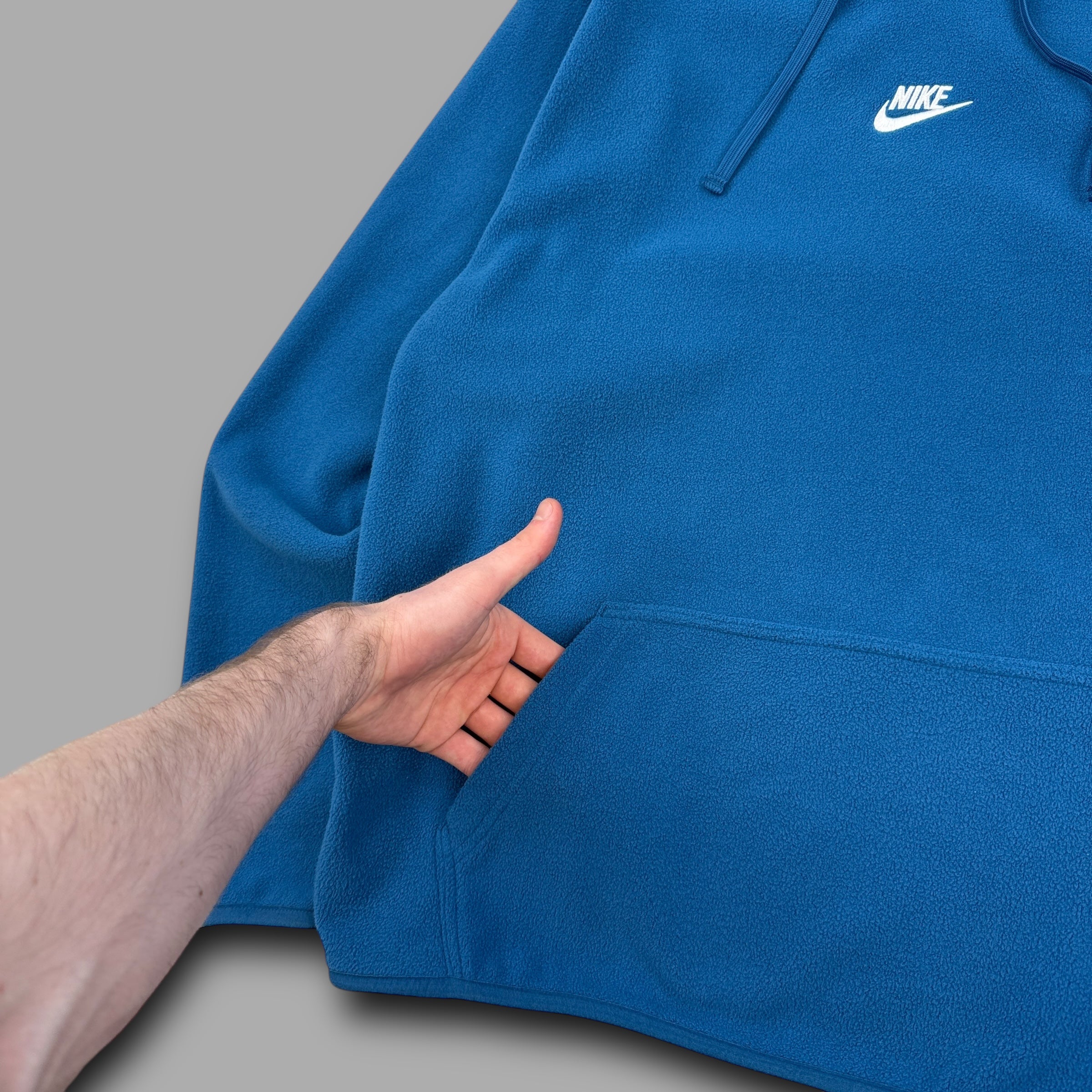 Nike embroidered centre swoosh pullover fleece hoodie (M)