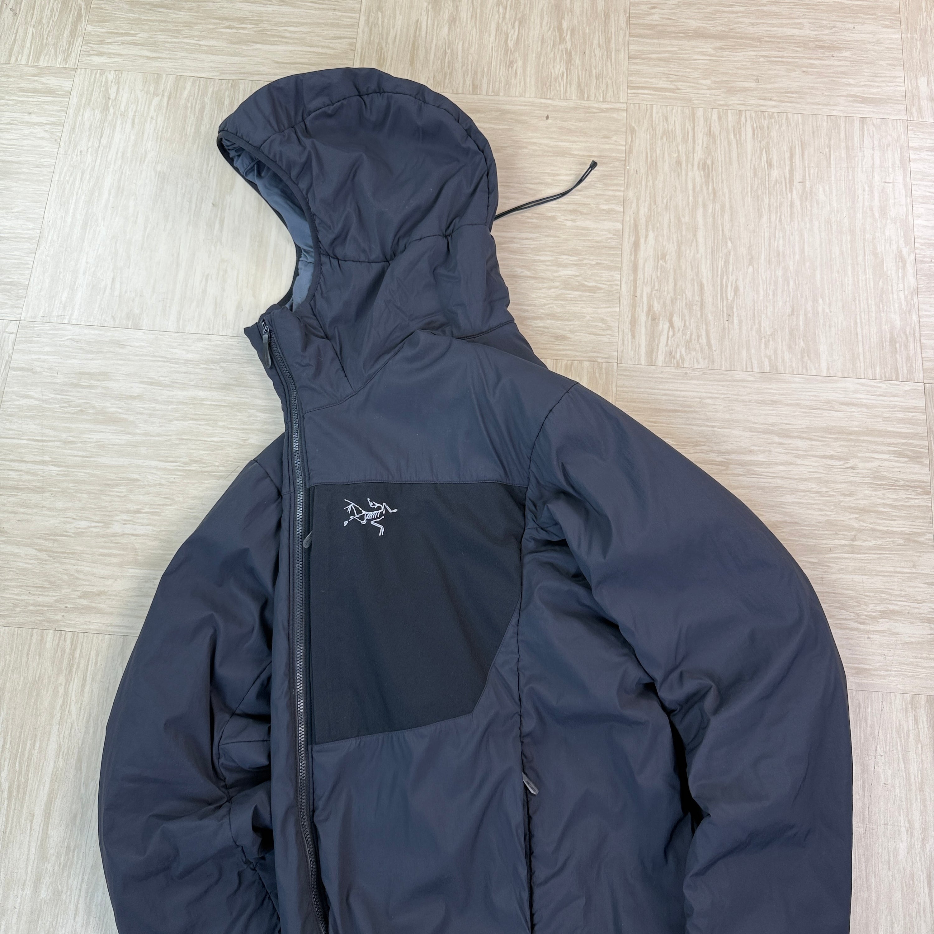 Arc'teryx 2019 proton LT zip up hooded jacket (L)