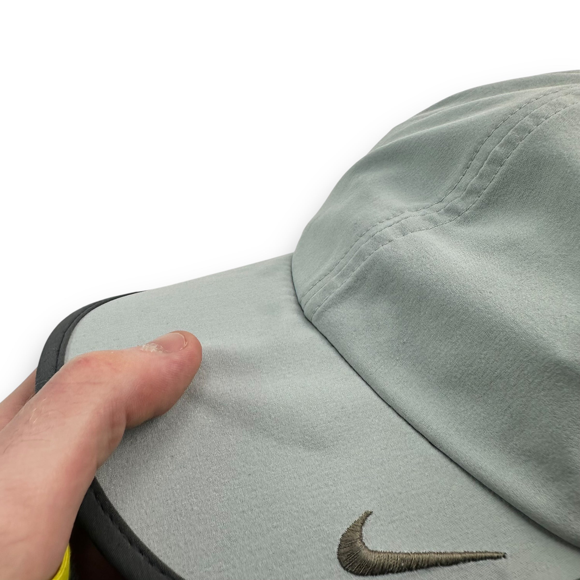 Nike 2000's dri-fit cap (OS)