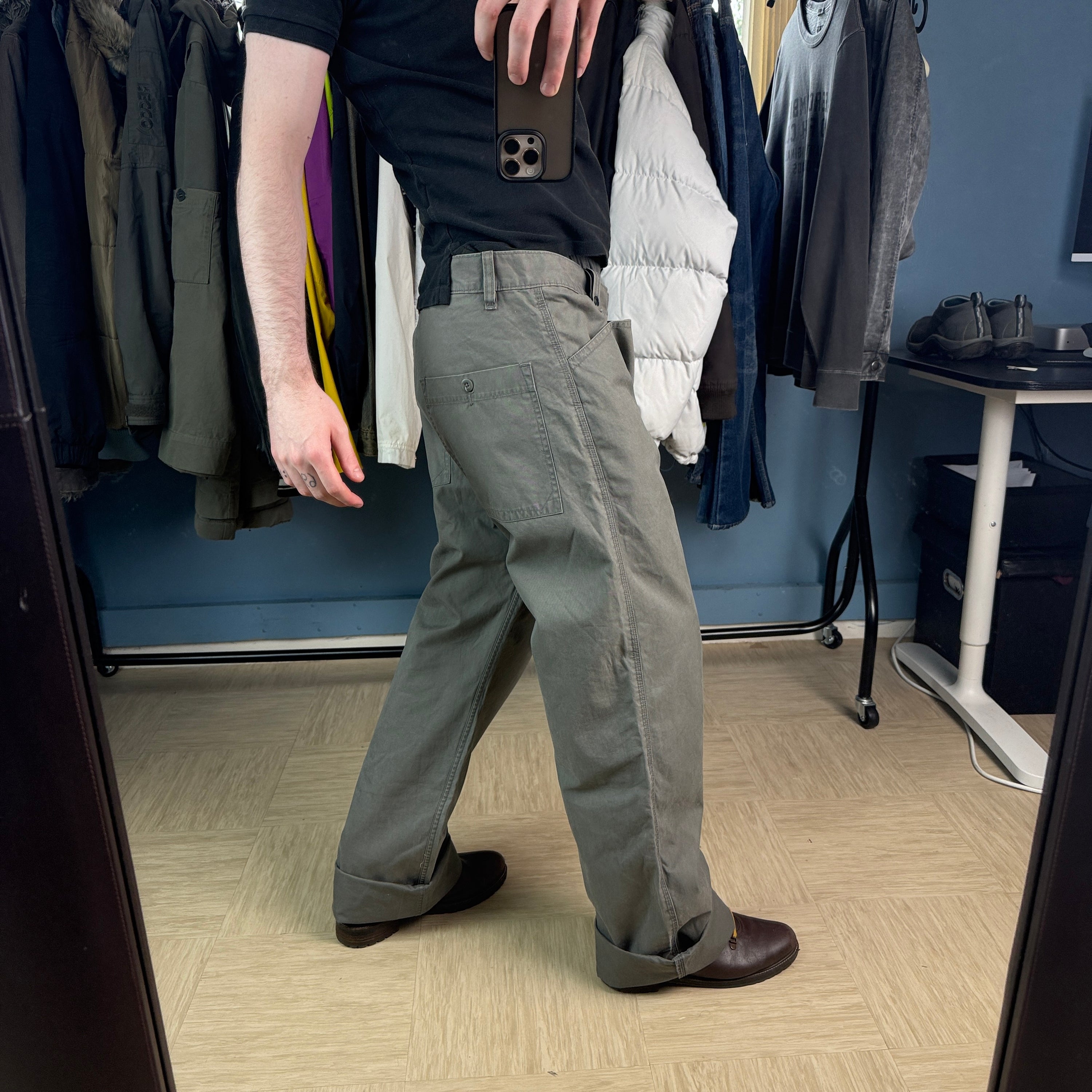 Diesel 2000's relaxed fit bootcut carpenter jeans (M)