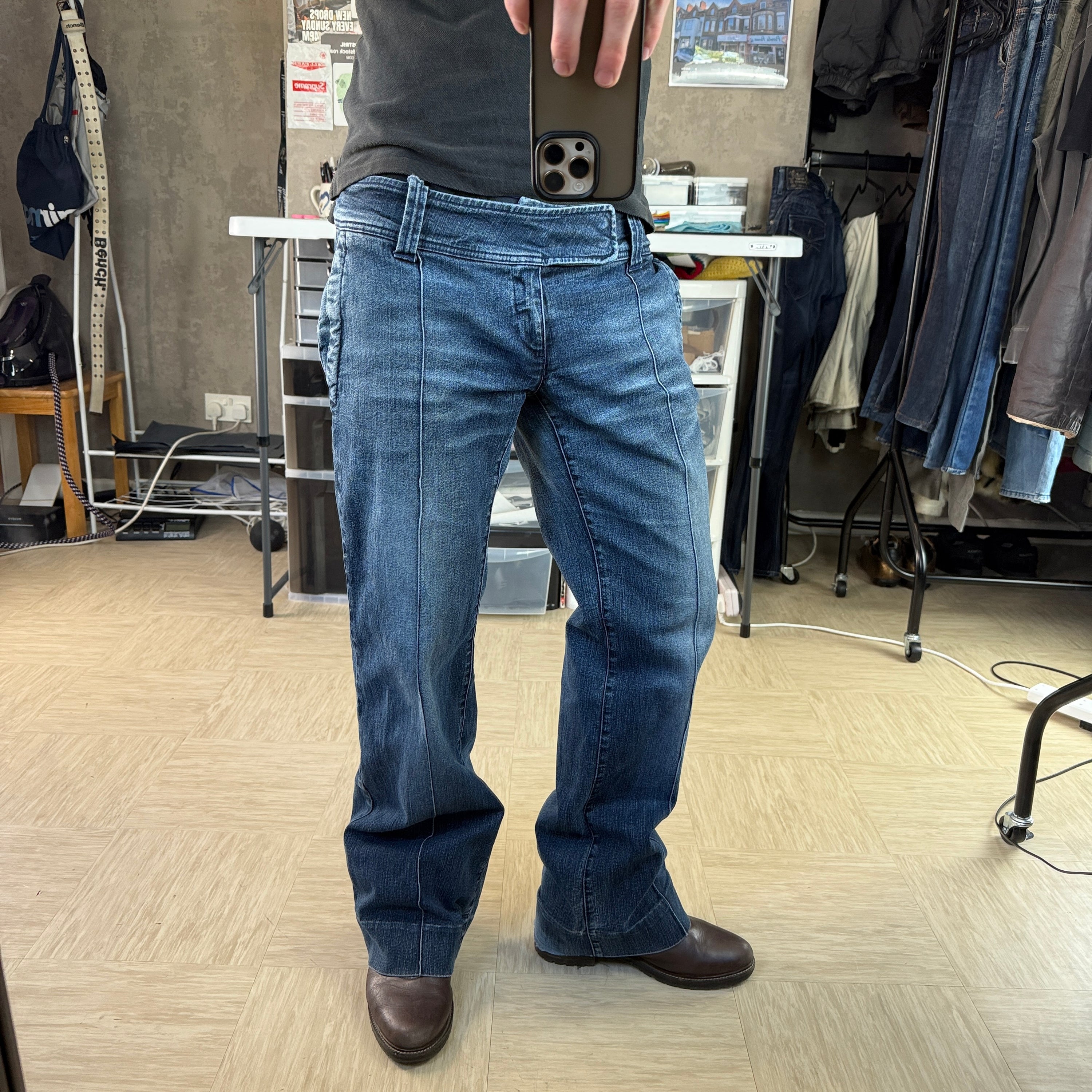 Miss sixty 2000's relaxed bootcut denim jeans (S-M)