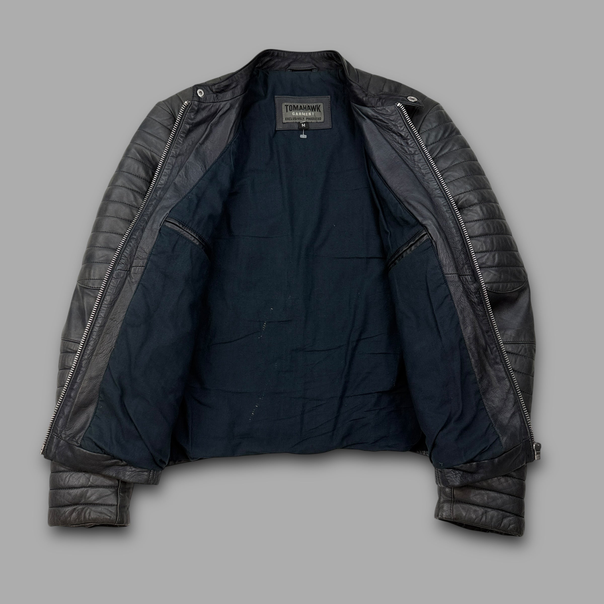Tomahawk 1990's full zip leather biker jacket (S-M)