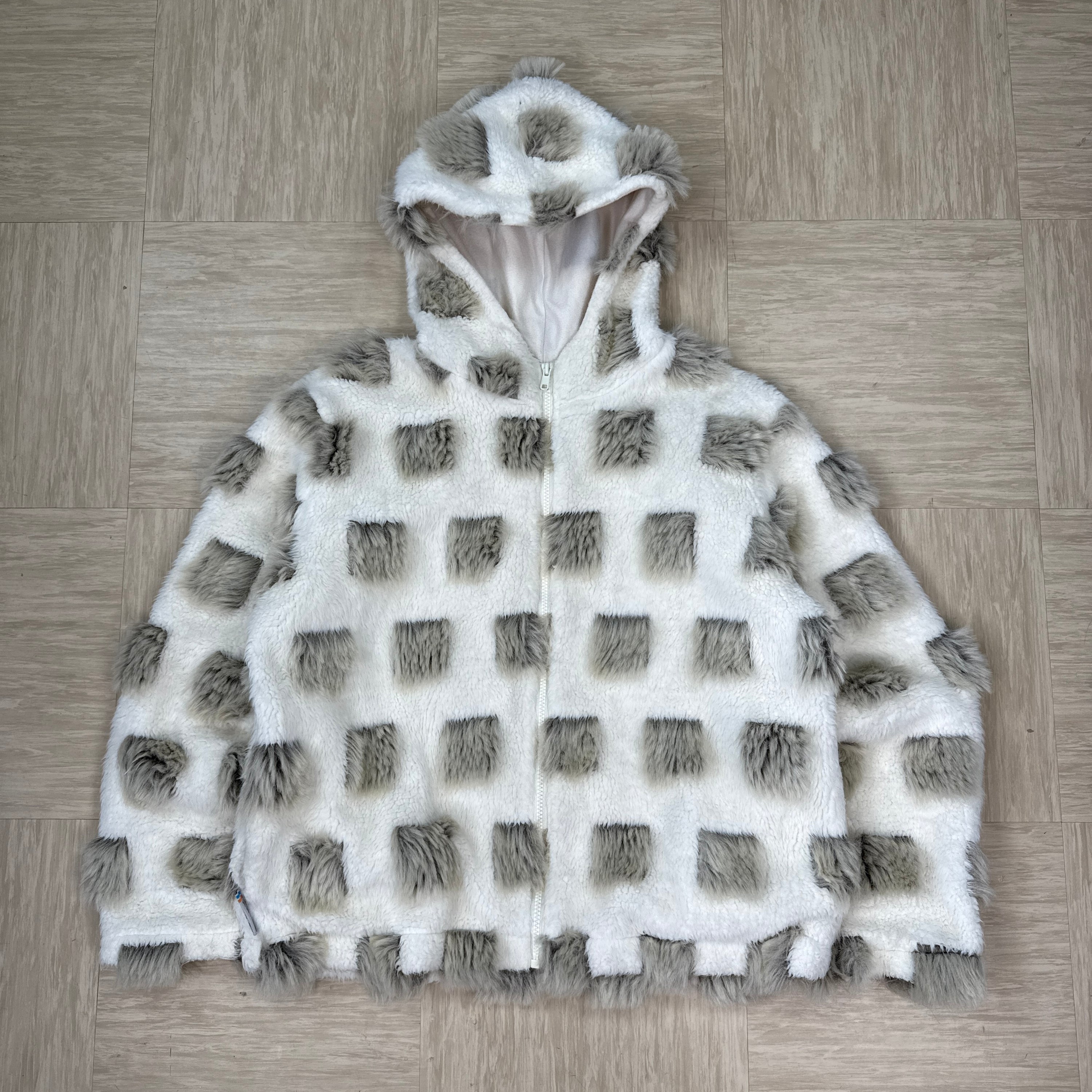 Tog24 2000's faux fur block yeti jacket (M)