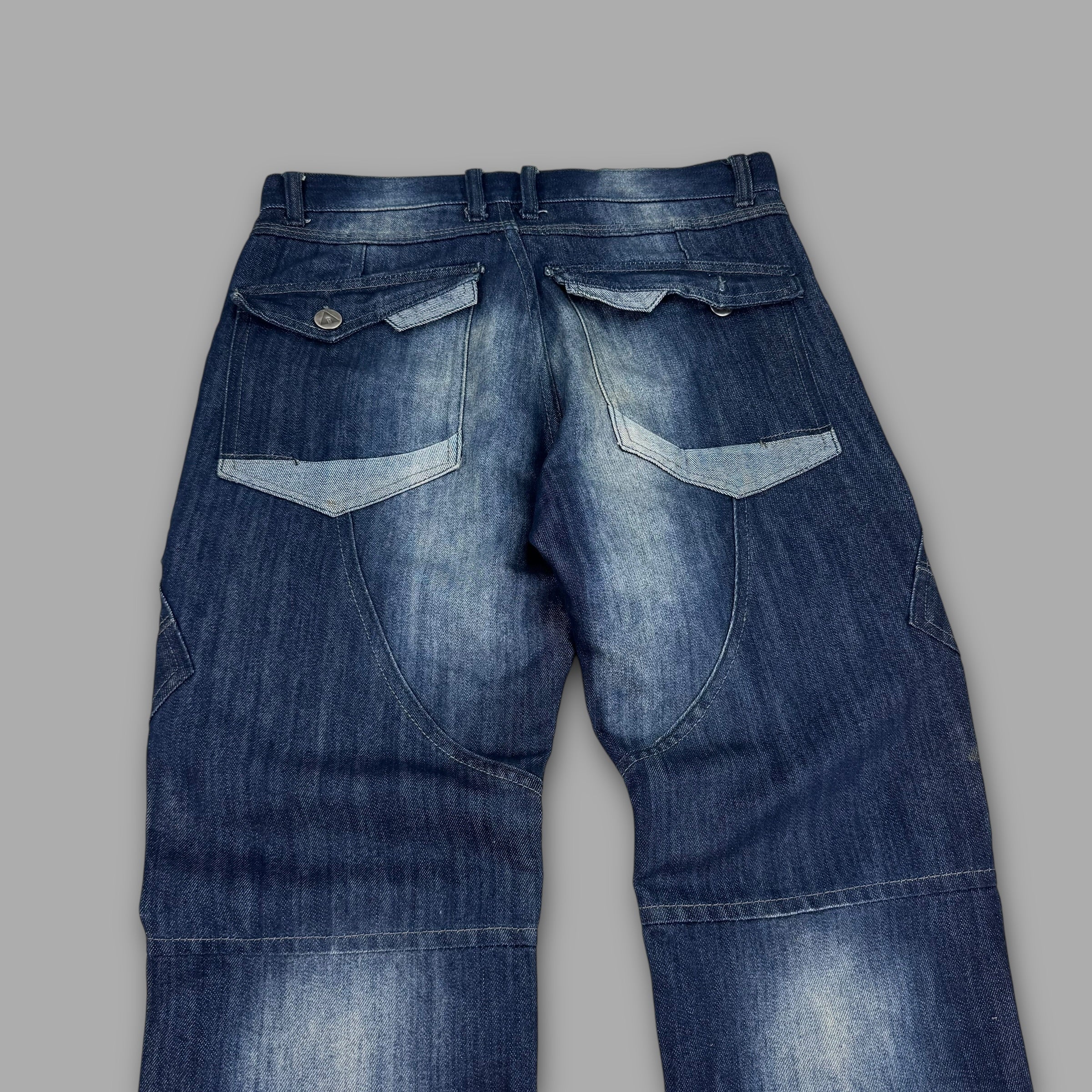 Airwalk 2000's dark faded relaxed fit denim cargo jeans (M-L)