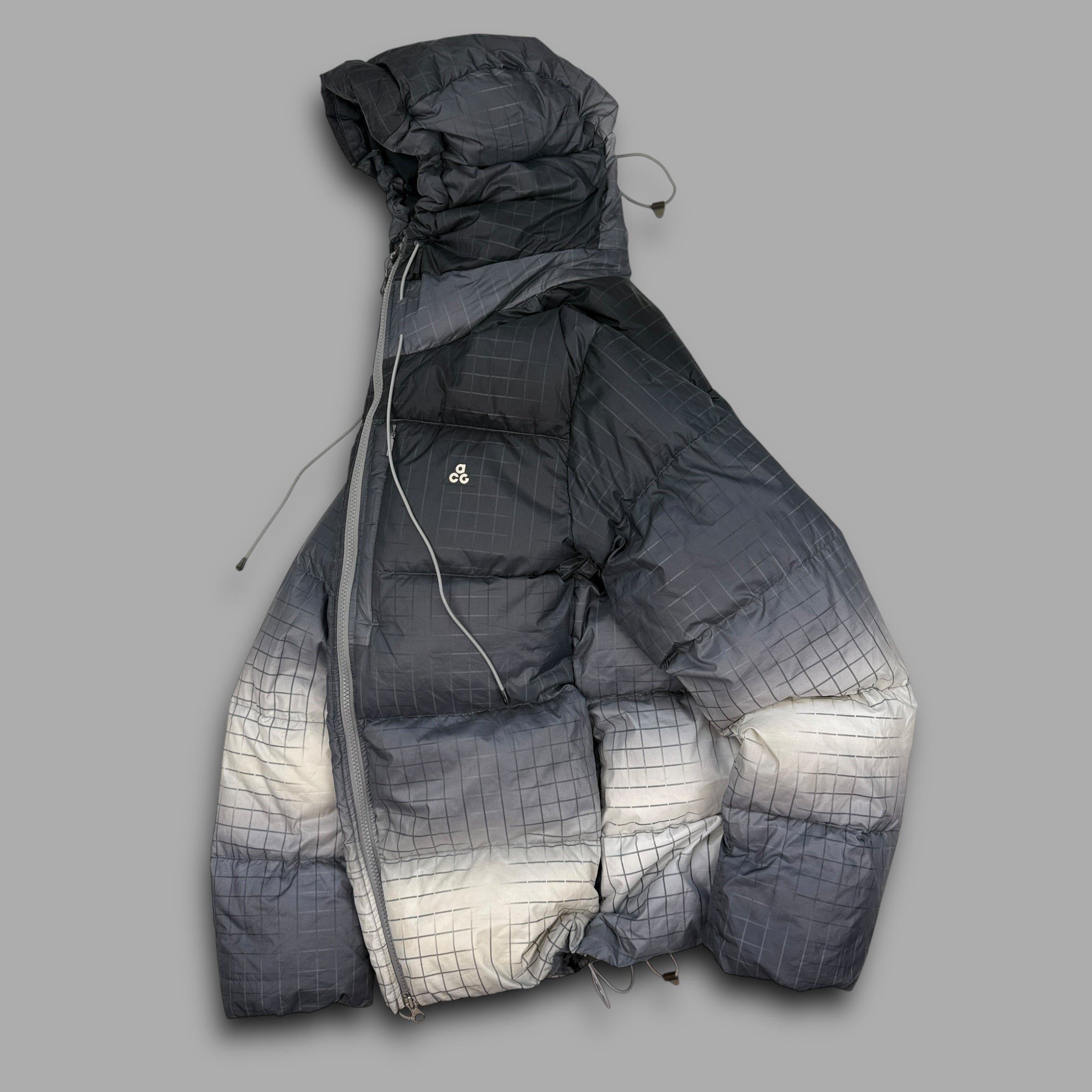 Nike ACG 2007 technical gradient downfilled puffer jacket (L)