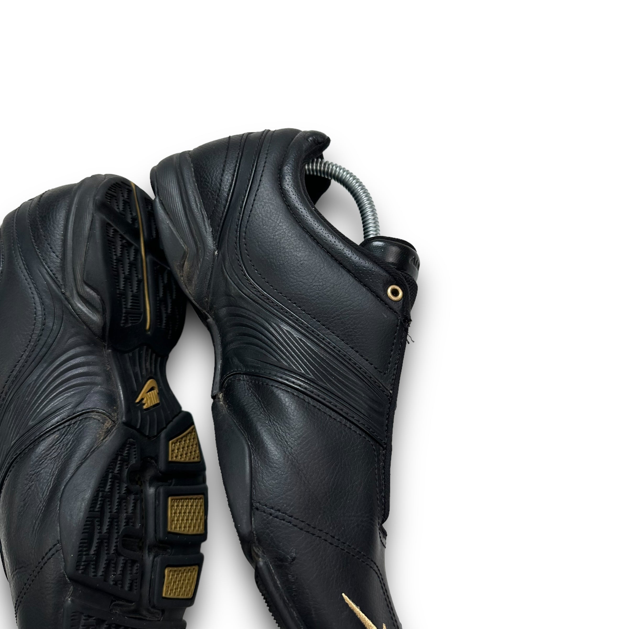 Nike air toukol II 'black and gold' 2010 (UK7)