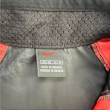 Load image into Gallery viewer, Nike 2000&#39;s technical clima-fit gilet (S)
