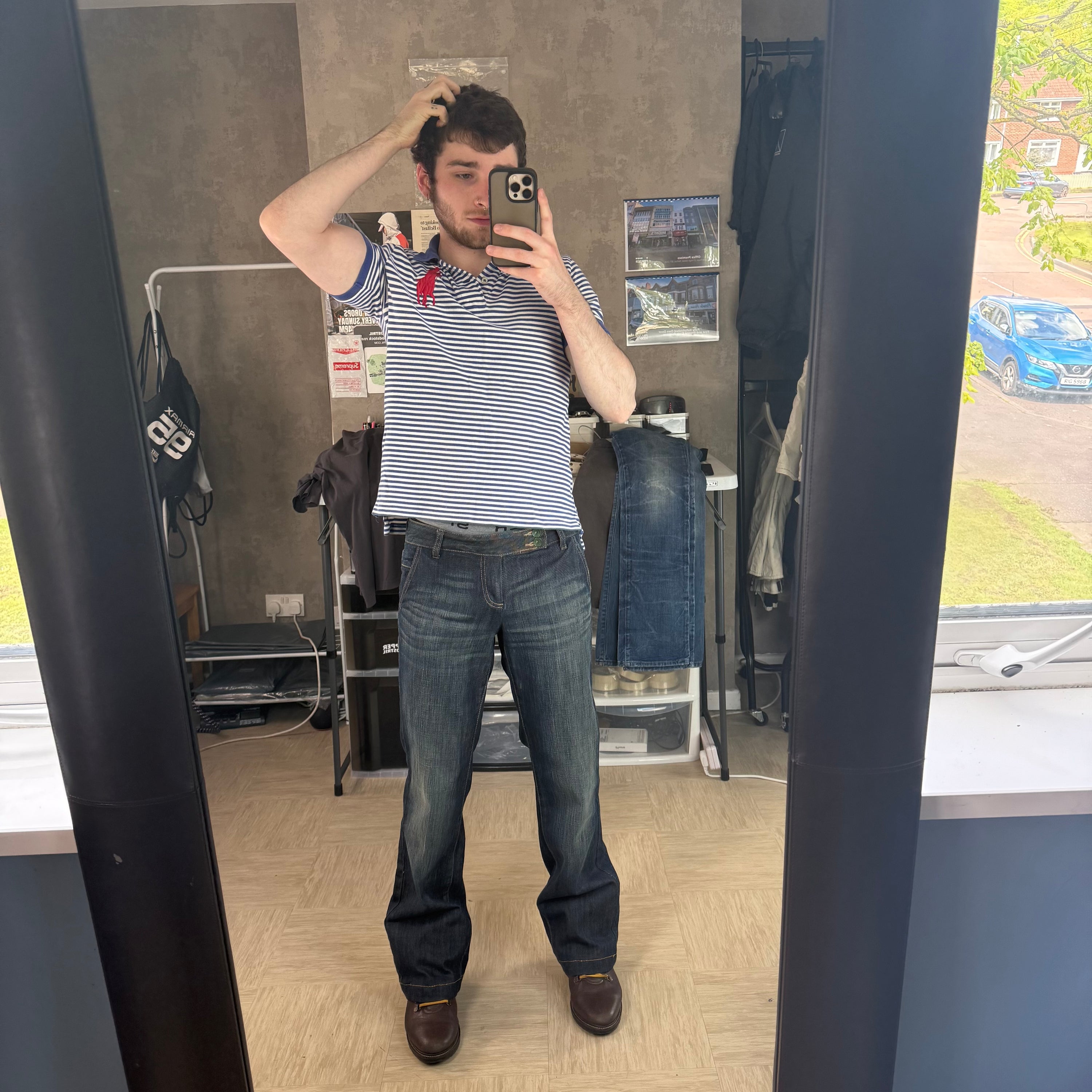 DKNY 2000's dark denim relaxed bootcut jeans (S)