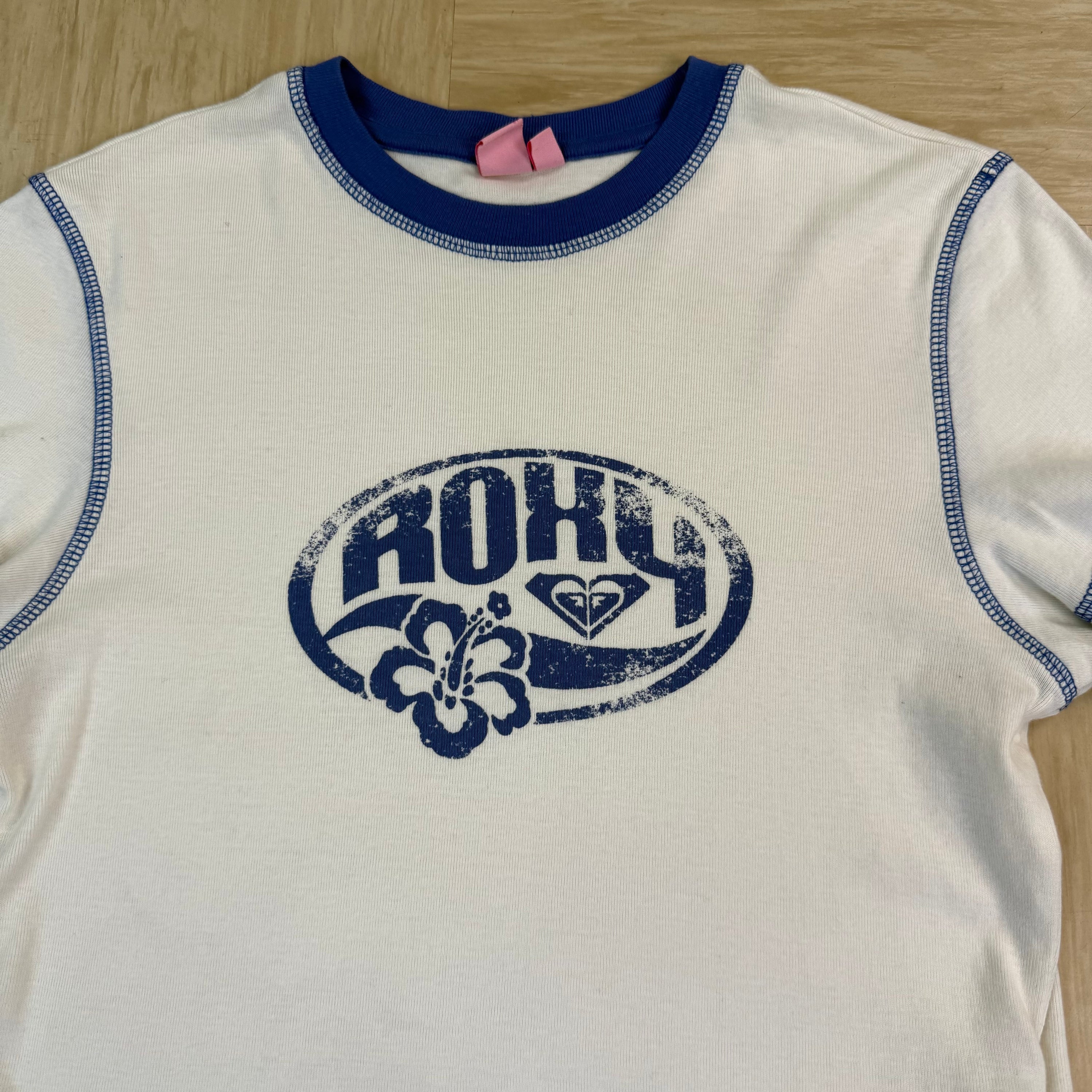 Roxy x Quiksilver 2000's contrast stitch fitted tee (S-M)