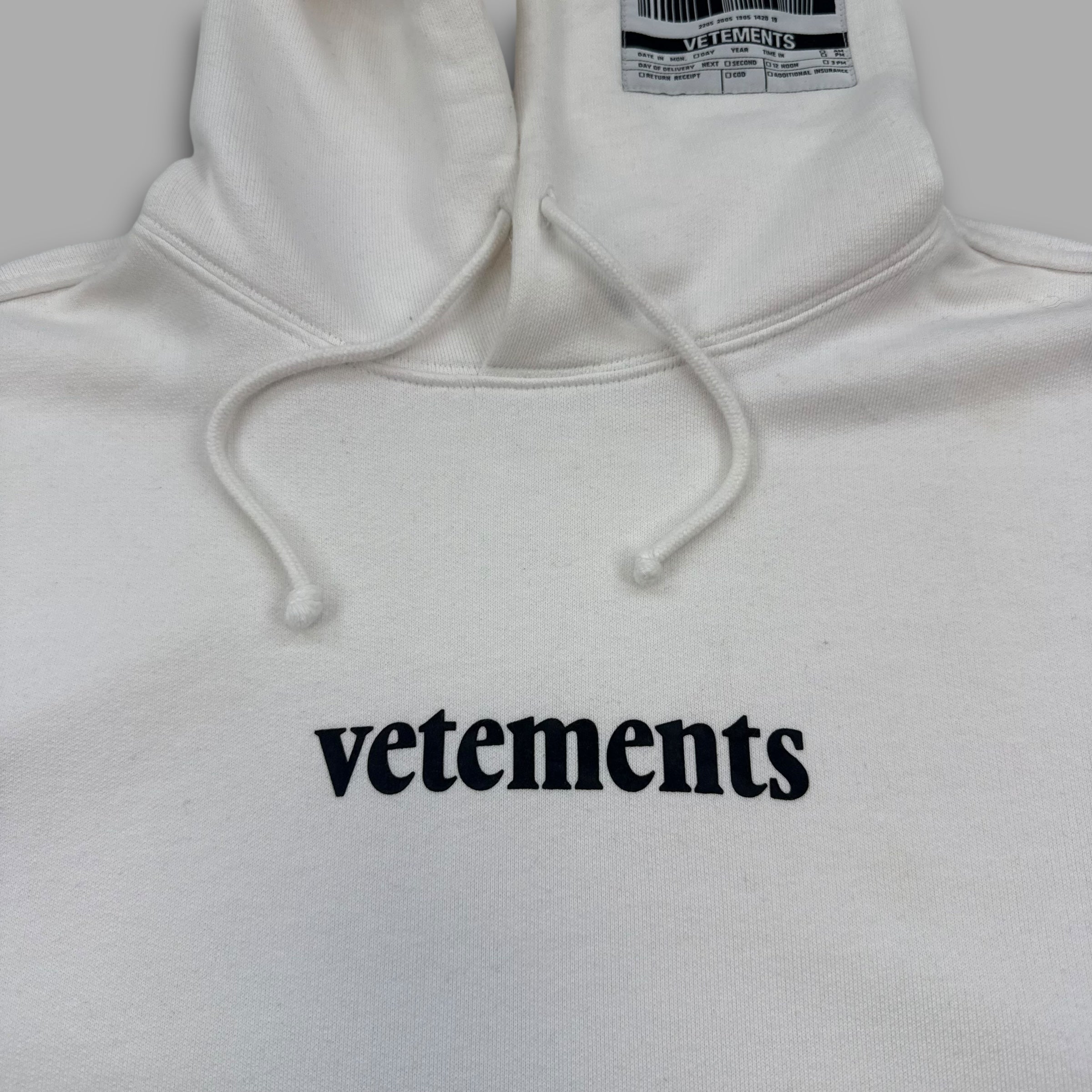 Vetements postage hoodie (L)