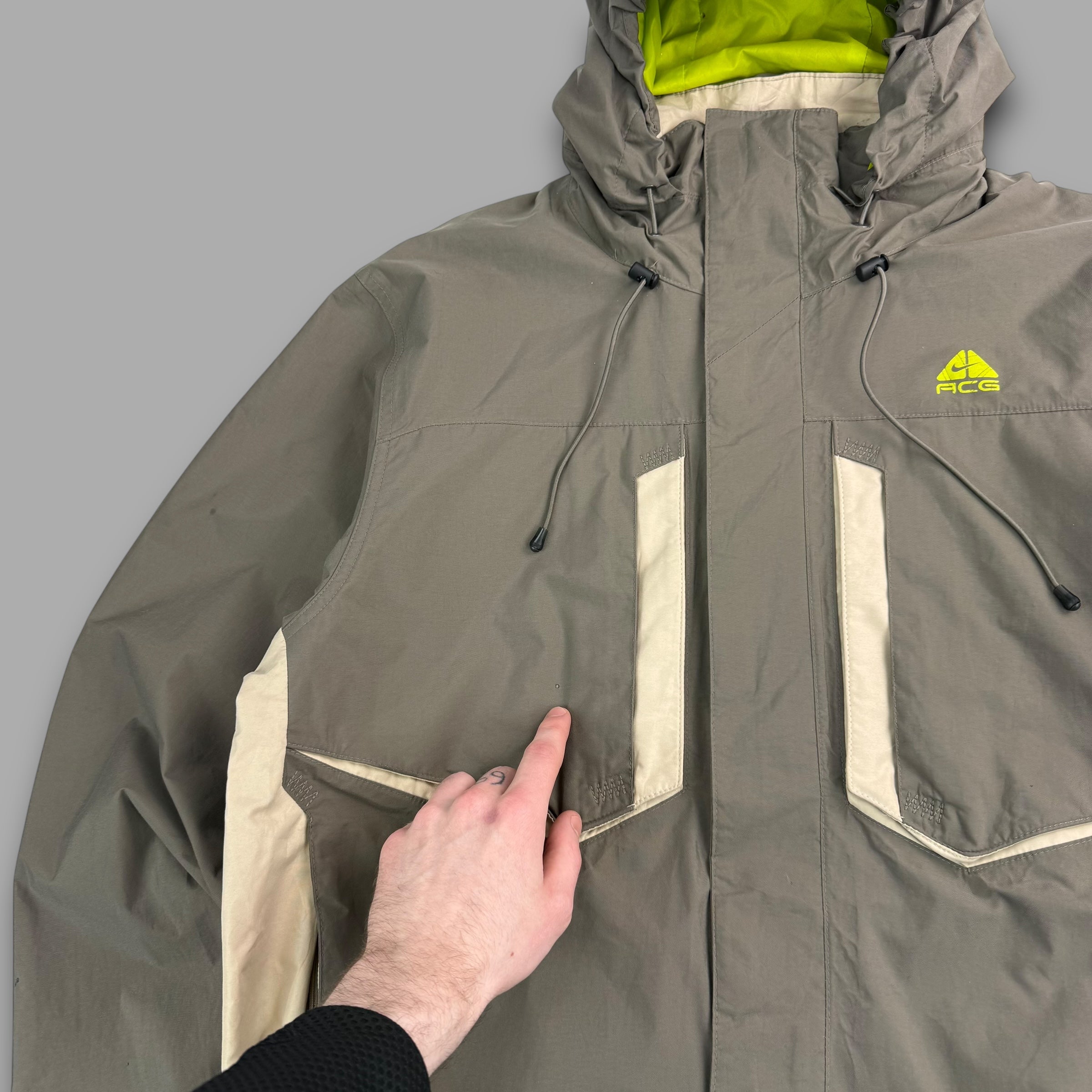 Nike ACG 2007 technical multi-pocket shell jacket (L)