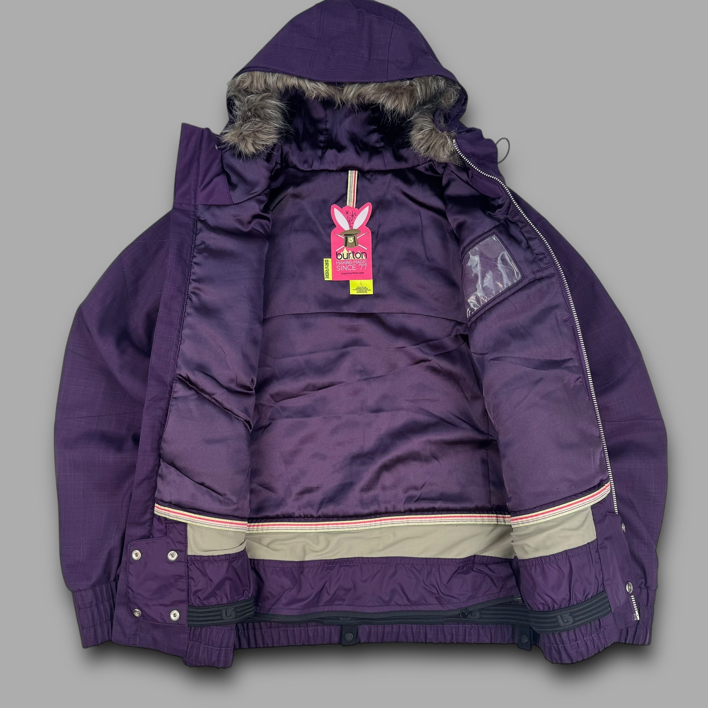 Burton 2000's technical multi-pocket fur hood softshell ski jacket (L) wms