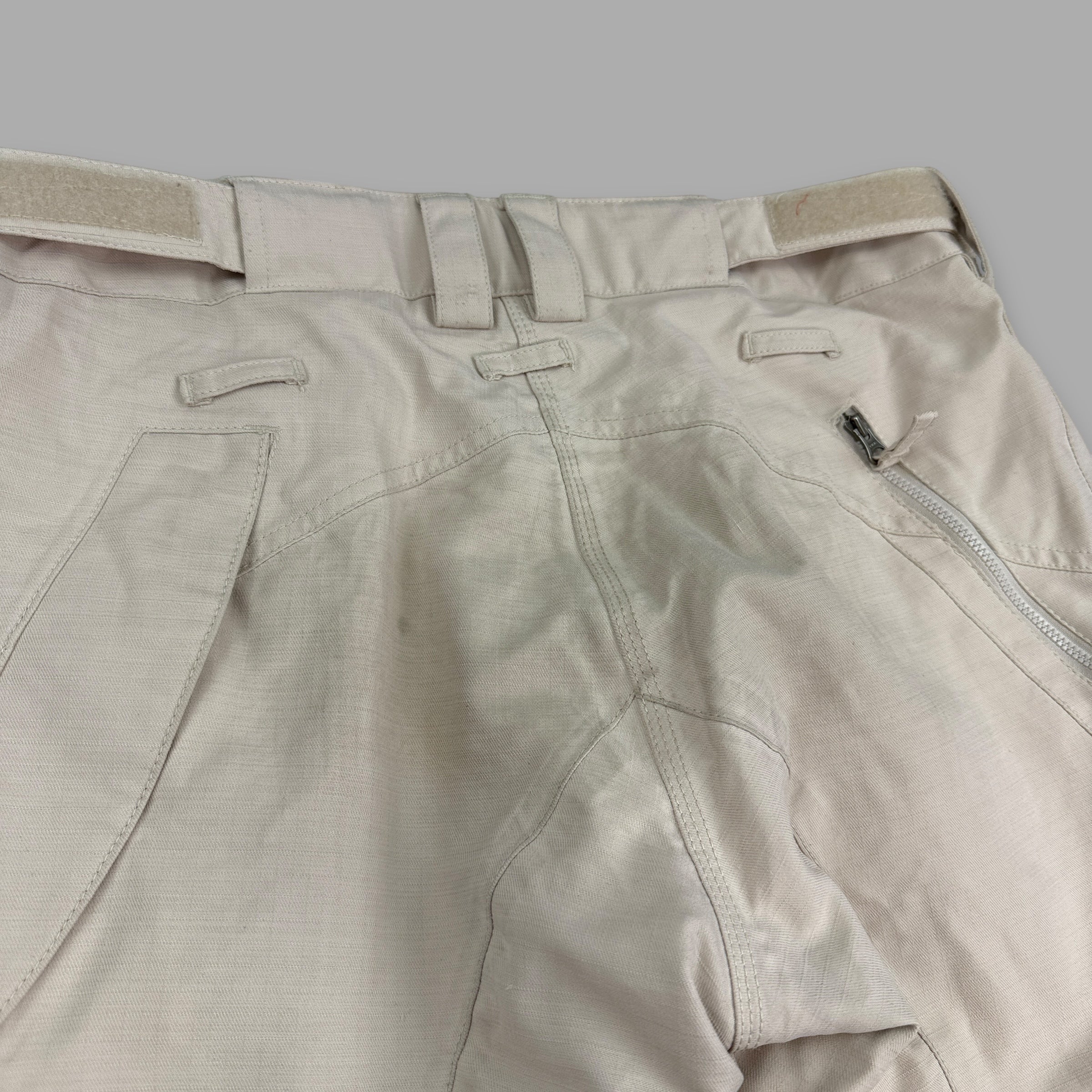 Nike 2000's technical vented bootcut softshell ski sallopettes (M) wms