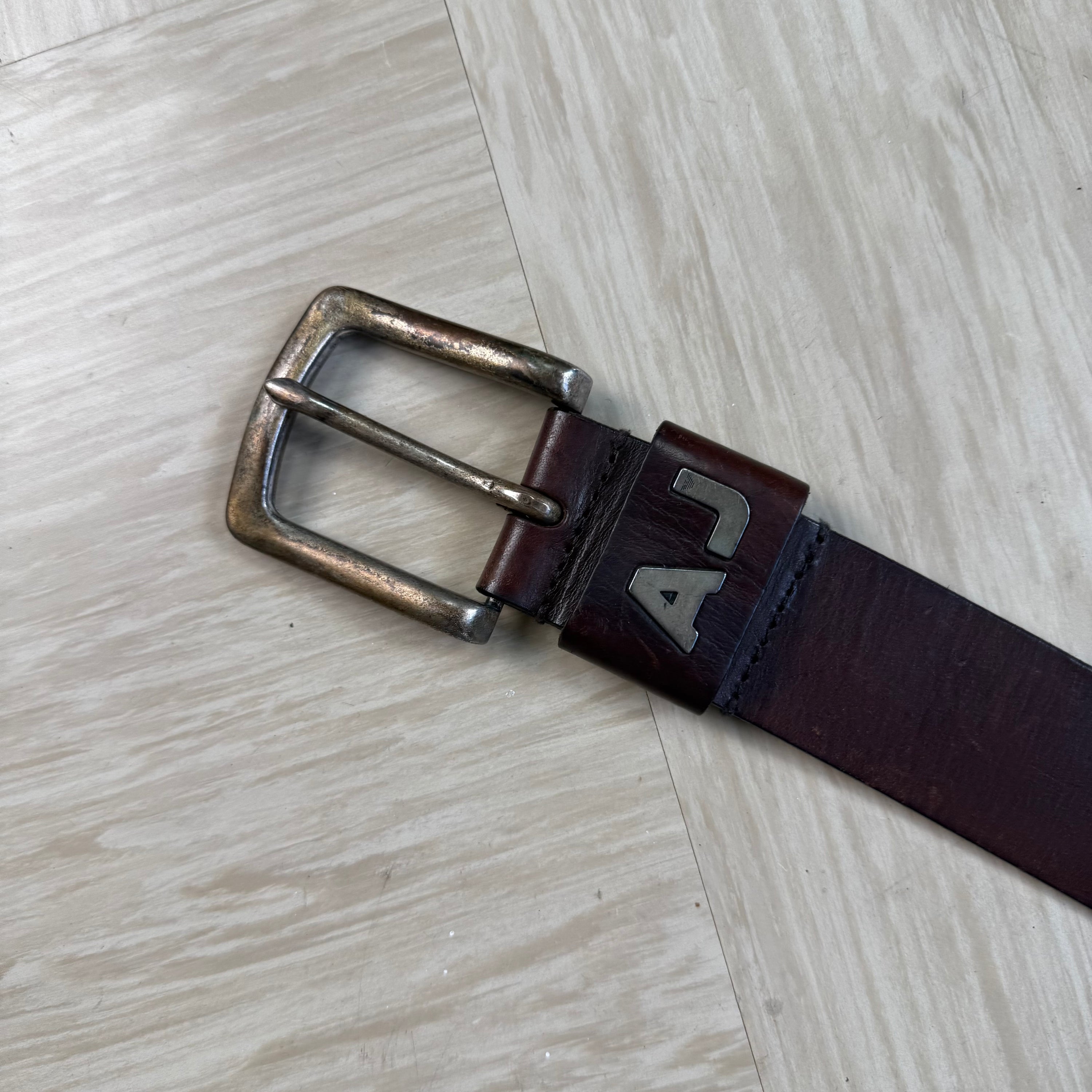 Armani jeans 2000's big buckle dark brown leathe belt (OS)