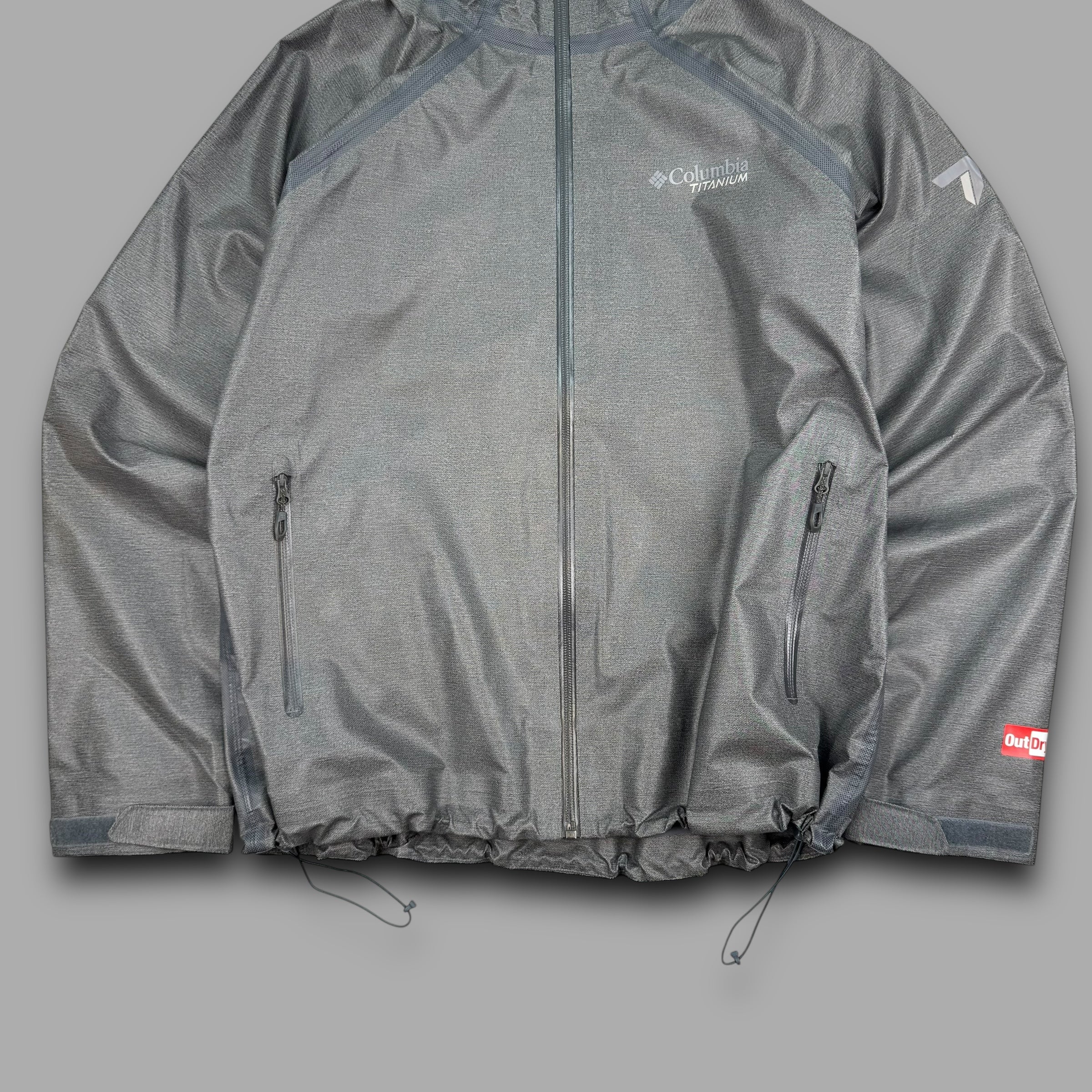 Columbia titanium 2000's taped seams technical lightweight shell jacket (XL)