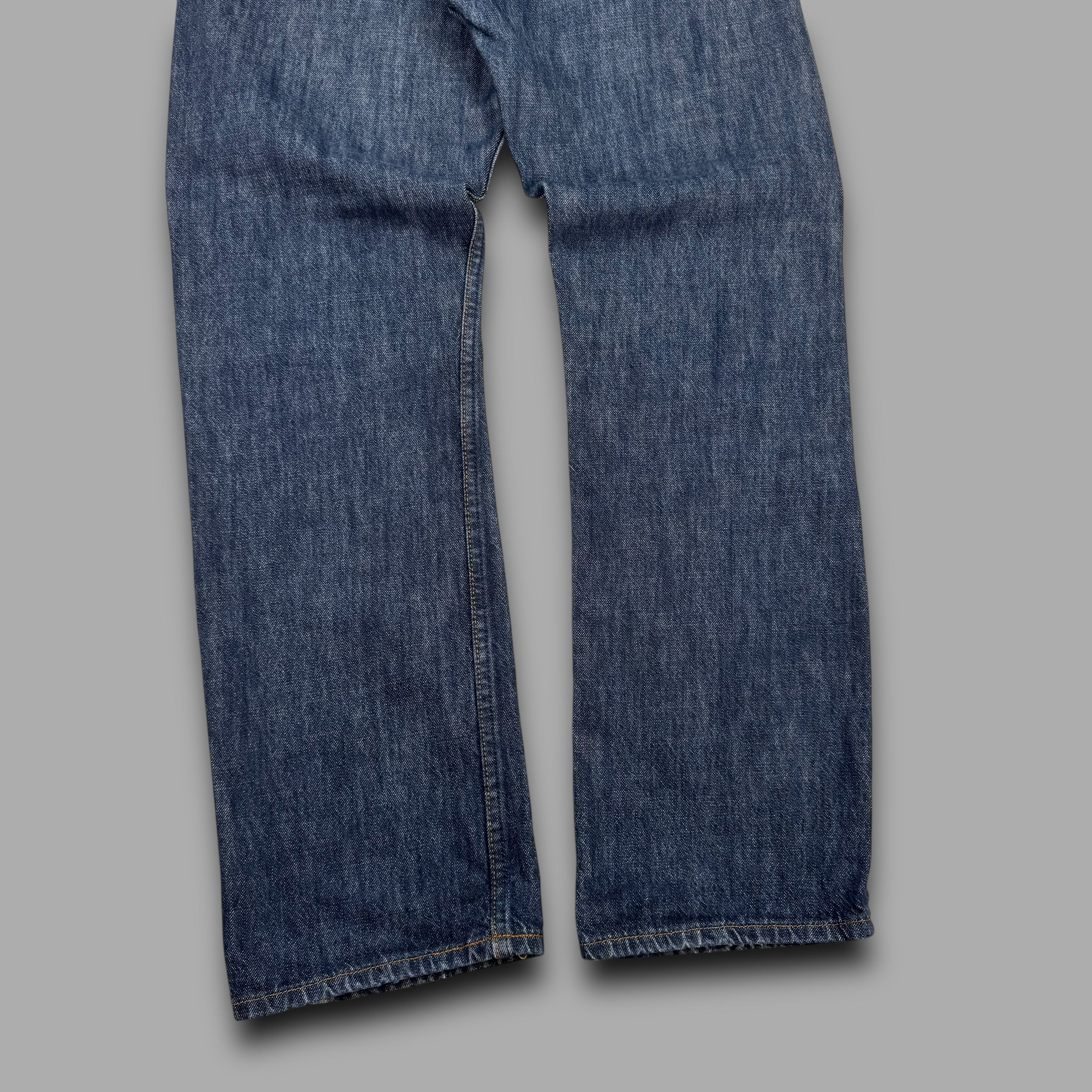 Levi 501 relaxed straight fit denim jeans (M)