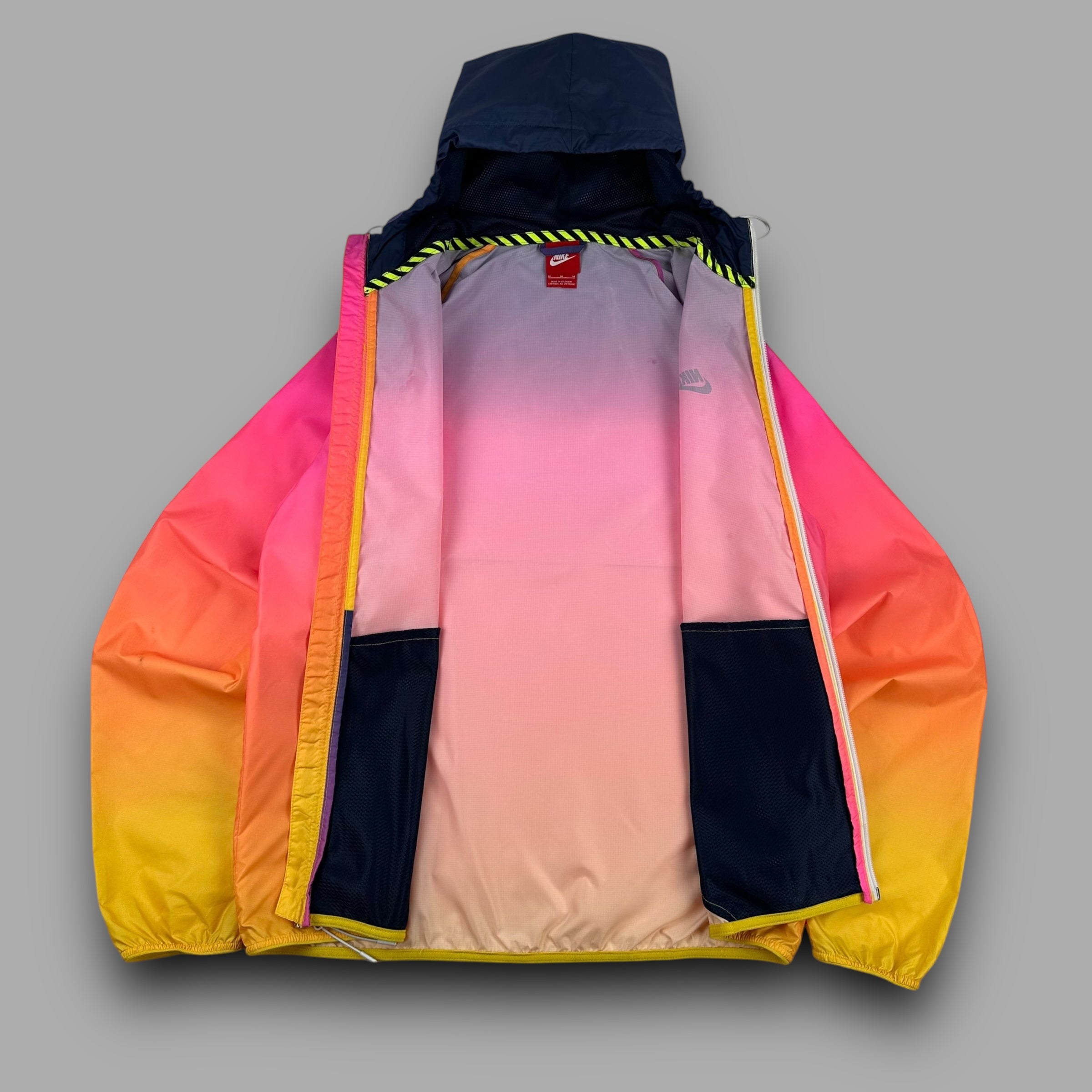 Nike 2015 'air in colour' sunset track jacket (M)