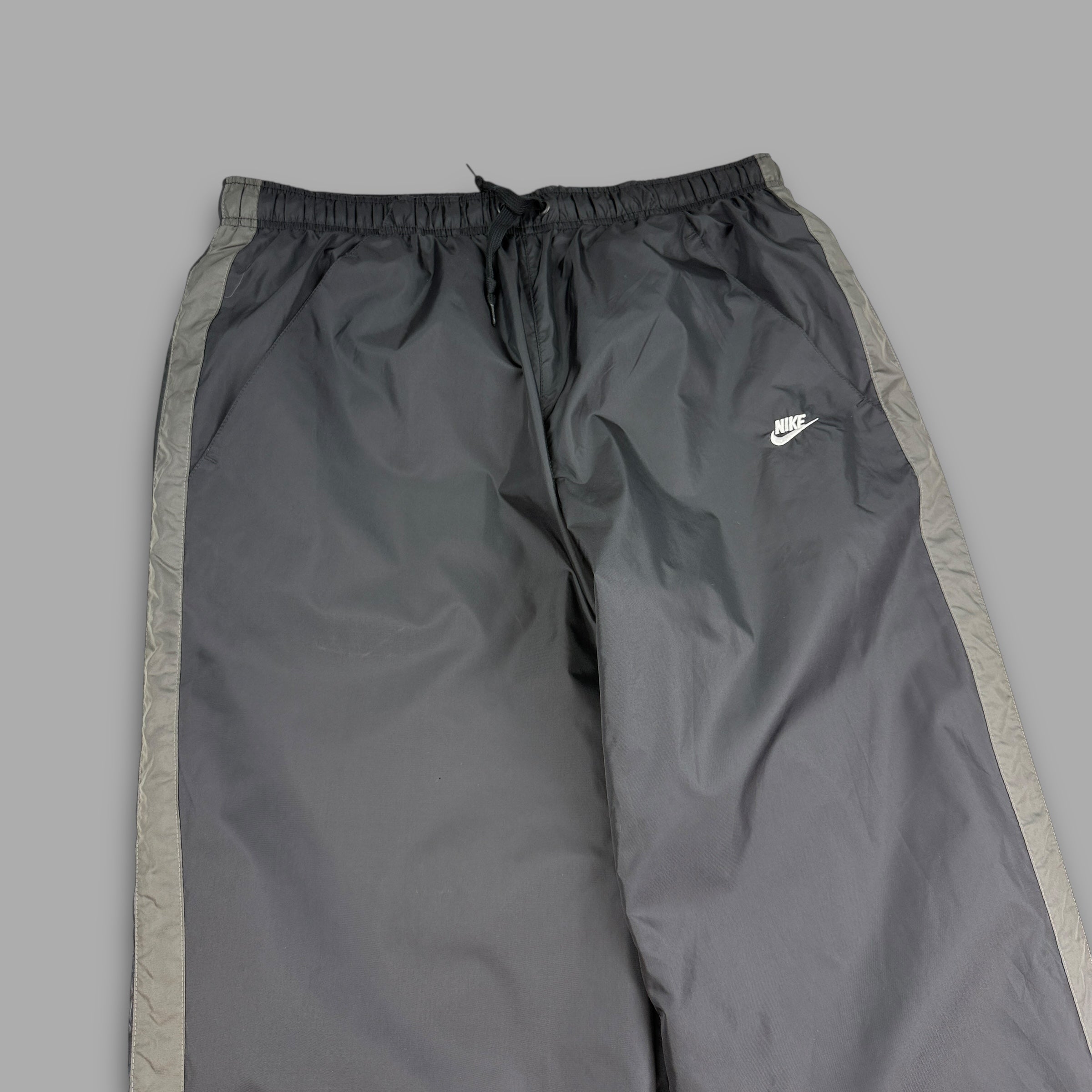 Nike 2000's baggy nylon popper track bottoms (L)