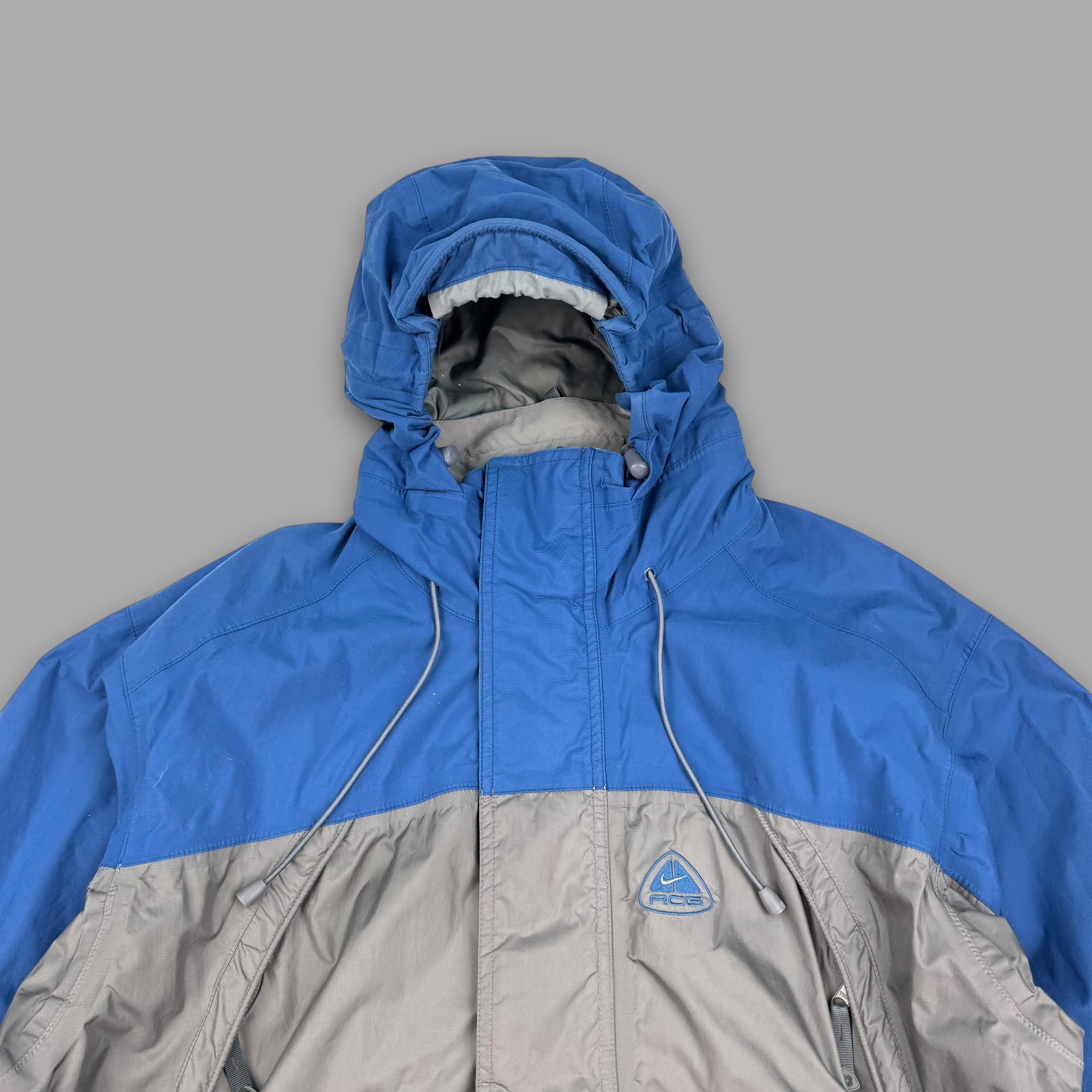 Nike ACG 2000's technical panelled two tone softshell jacket (M)