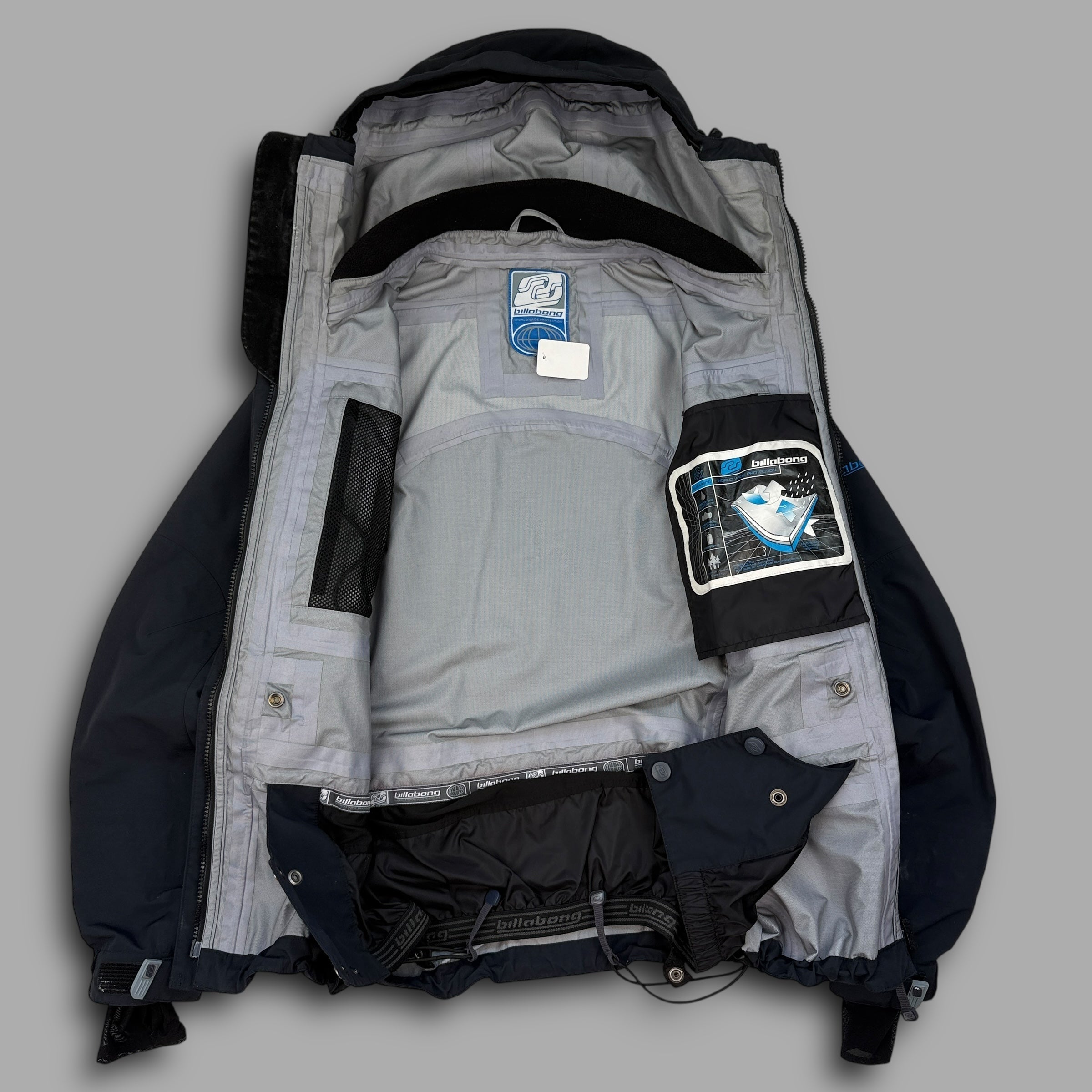 Billabong 2000's technical dual pocket taped seams ski jacket (S-M)