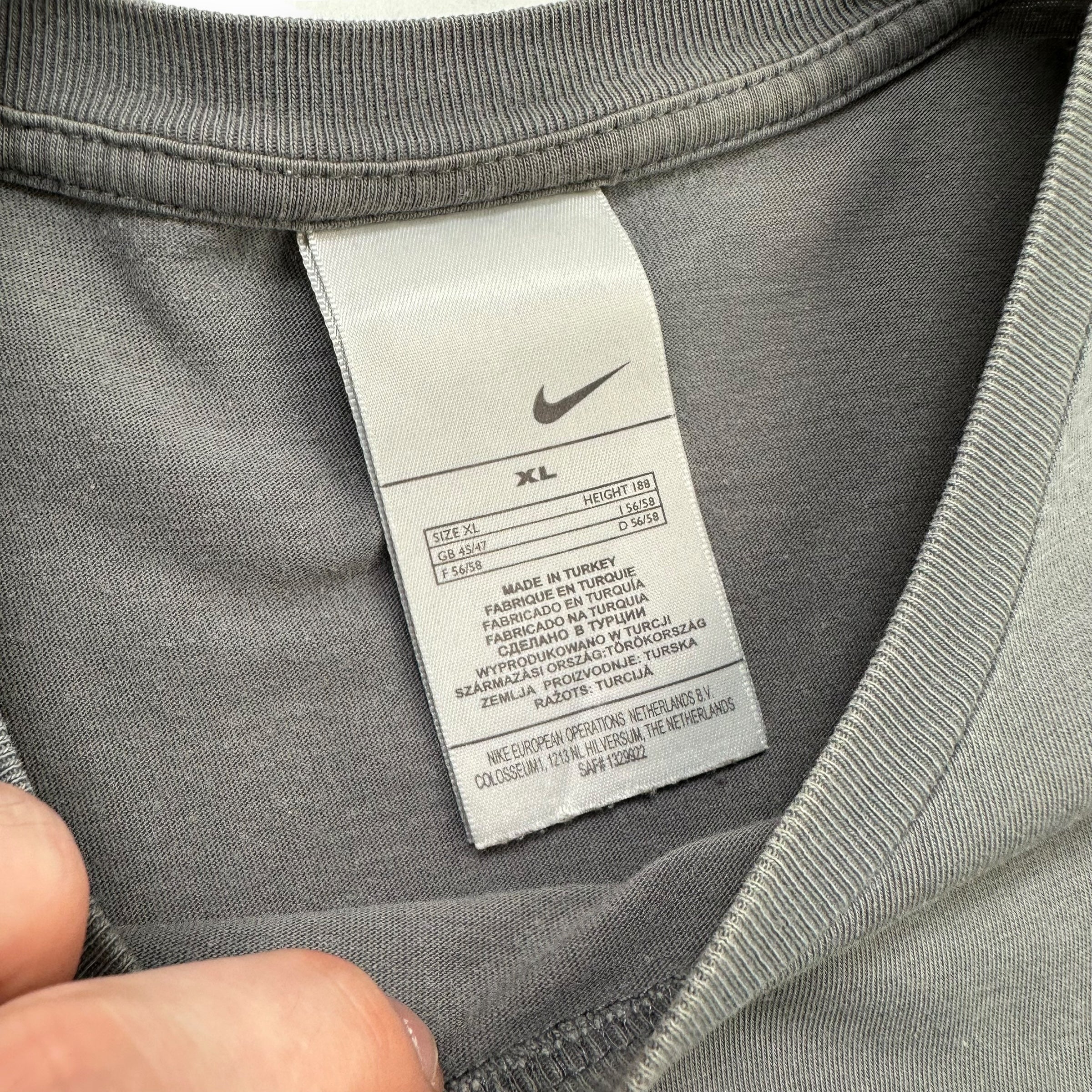 Nike 2000's airmax spellout tee (XL)