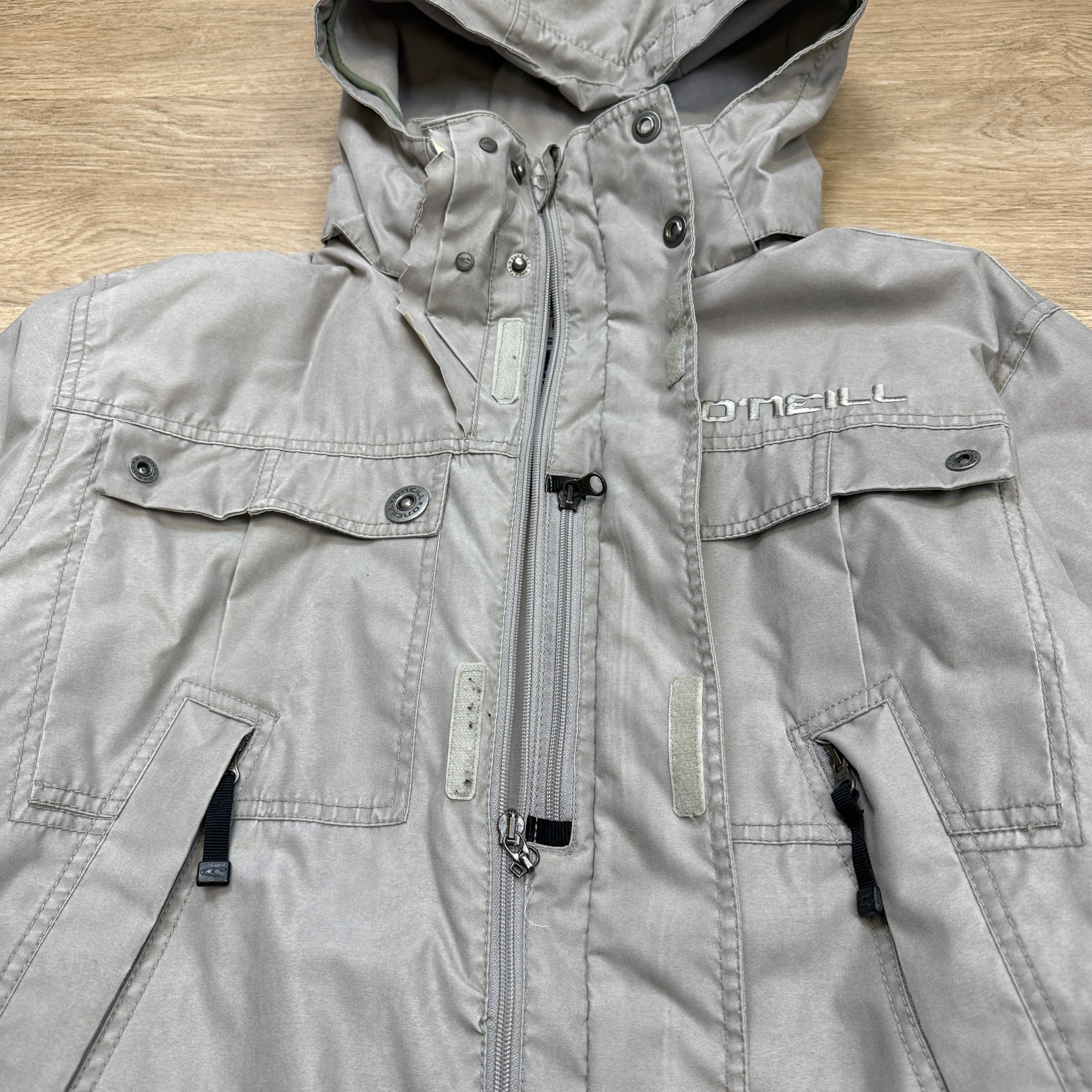 O'Neill 2000's technical multi-pocket vented parka ski jacket (XL)