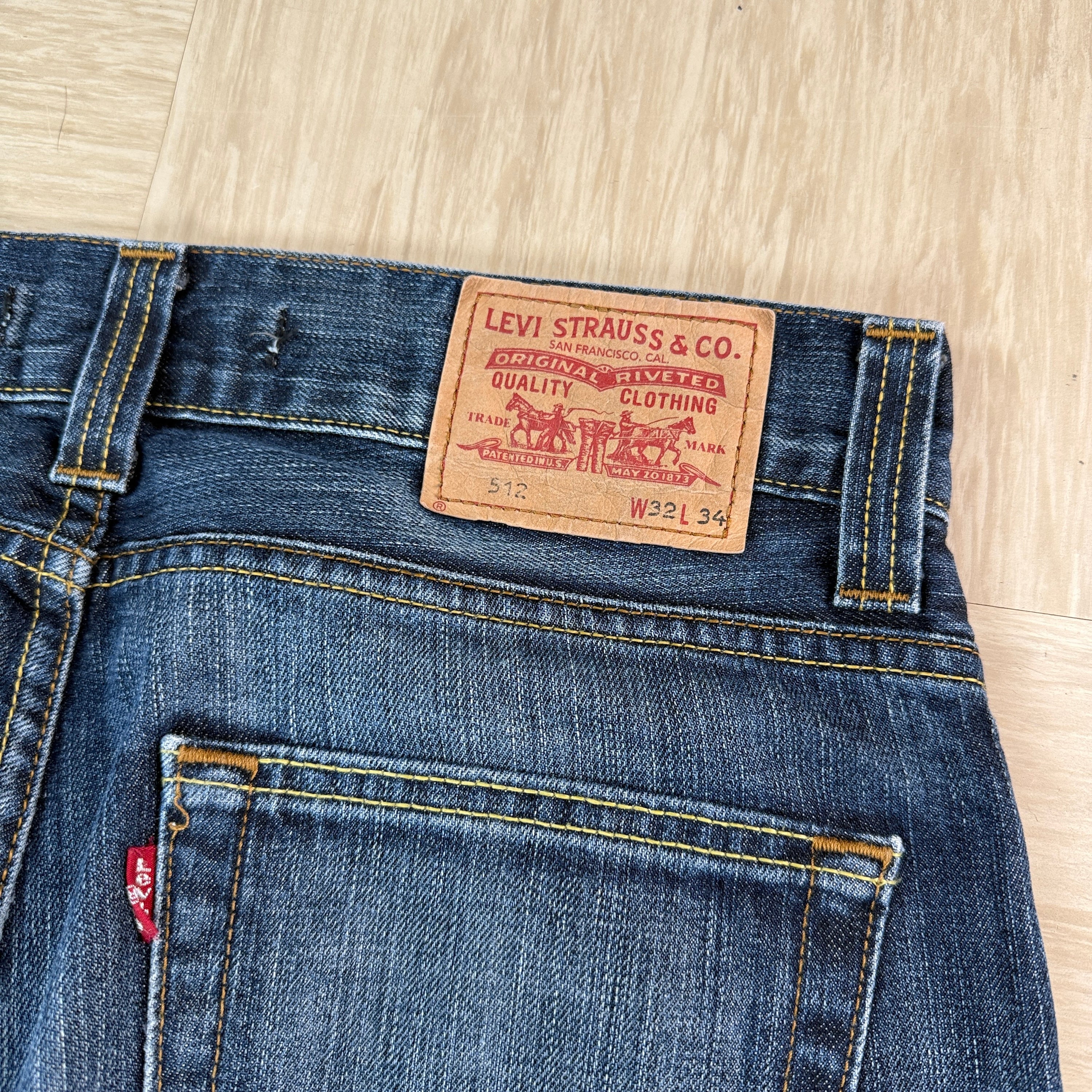 Levi's 512 2000's relaxed fit denim bootcut jeans (S)