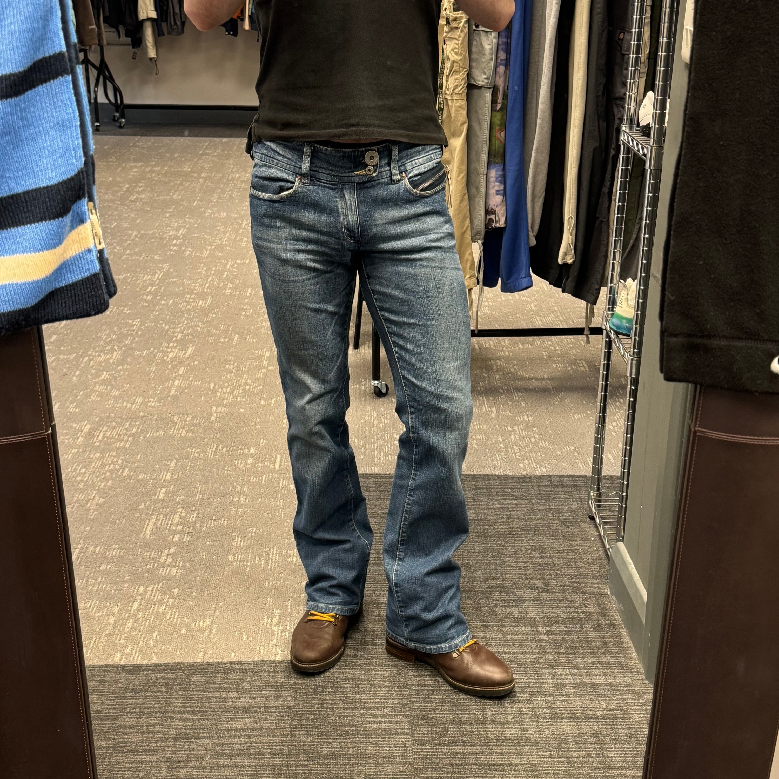 Diesel 2000's fitted lowrise bootcut jeans (S-M)
