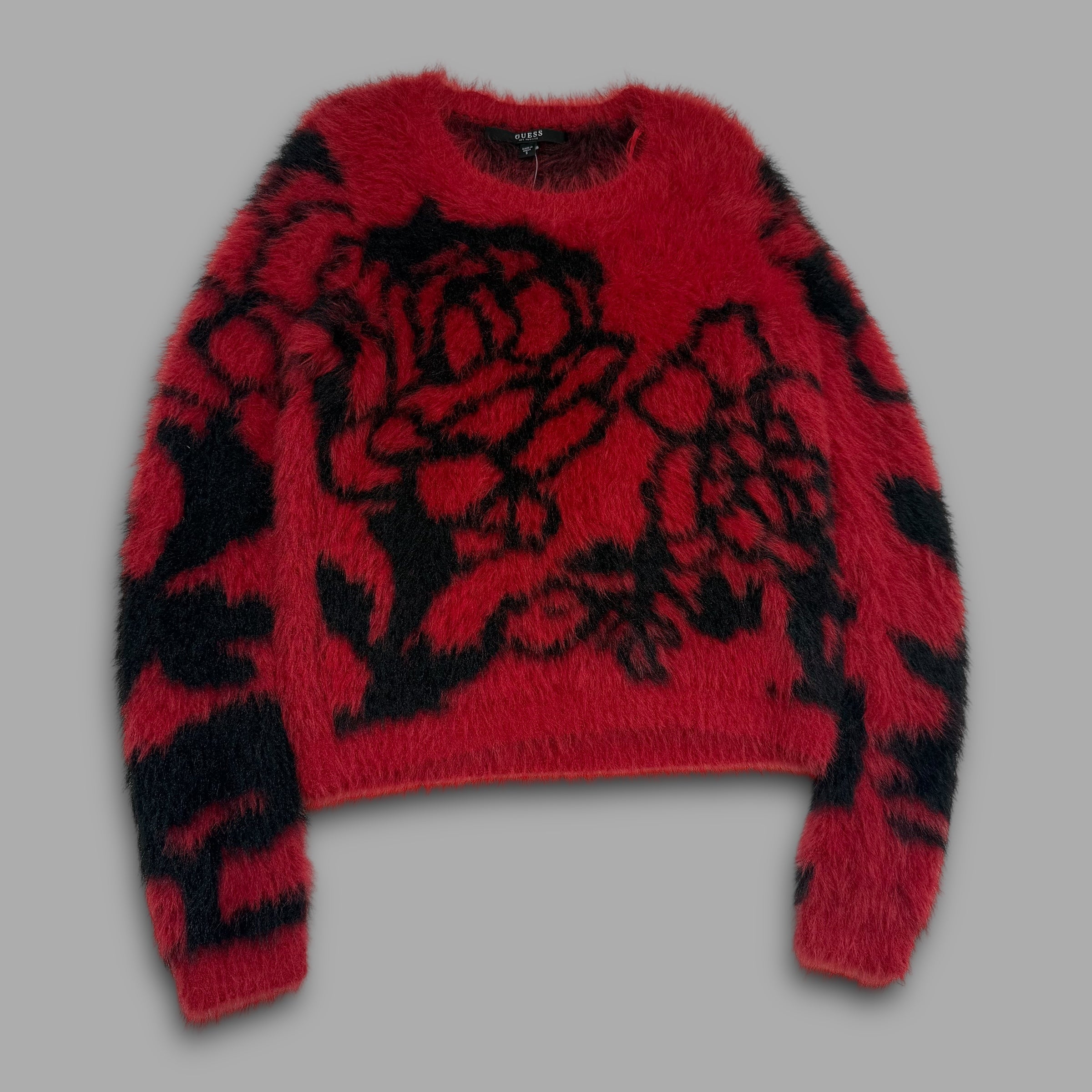Guess 2000's pullover fluffy sweatshirt (S)