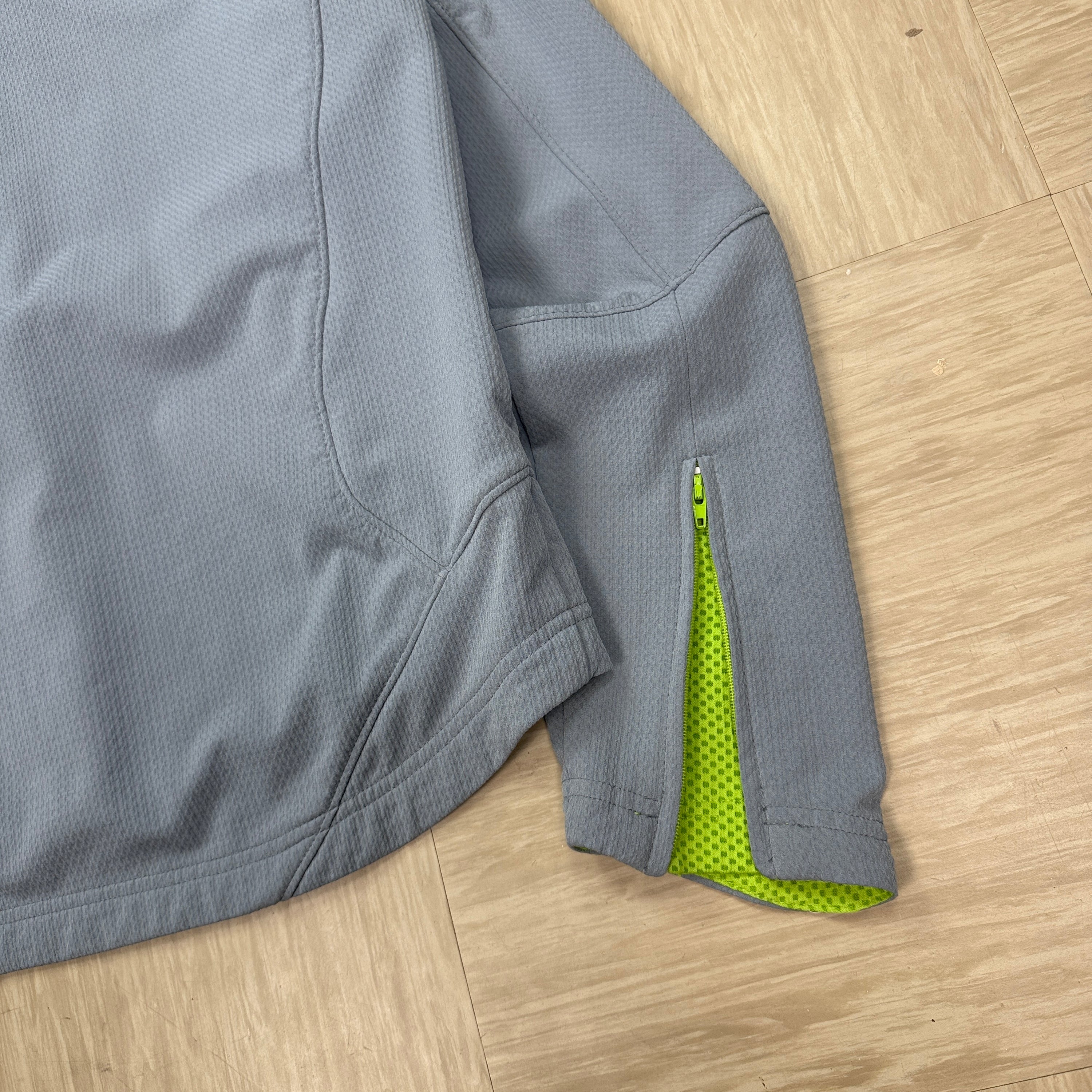 Nike sphere dry 2000's technical panelled softshell midlayer (S)